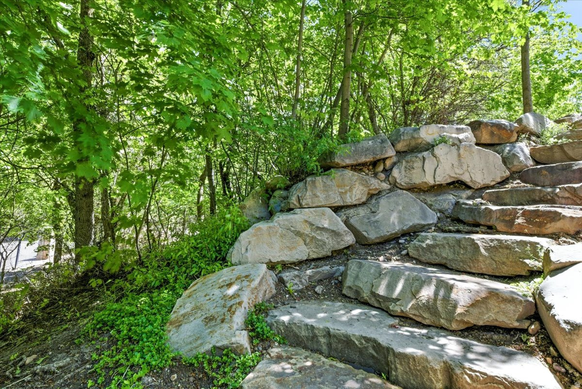 main property photo 86