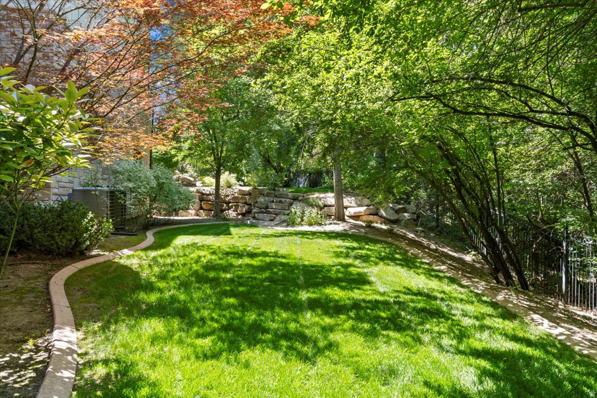 main property photo 88