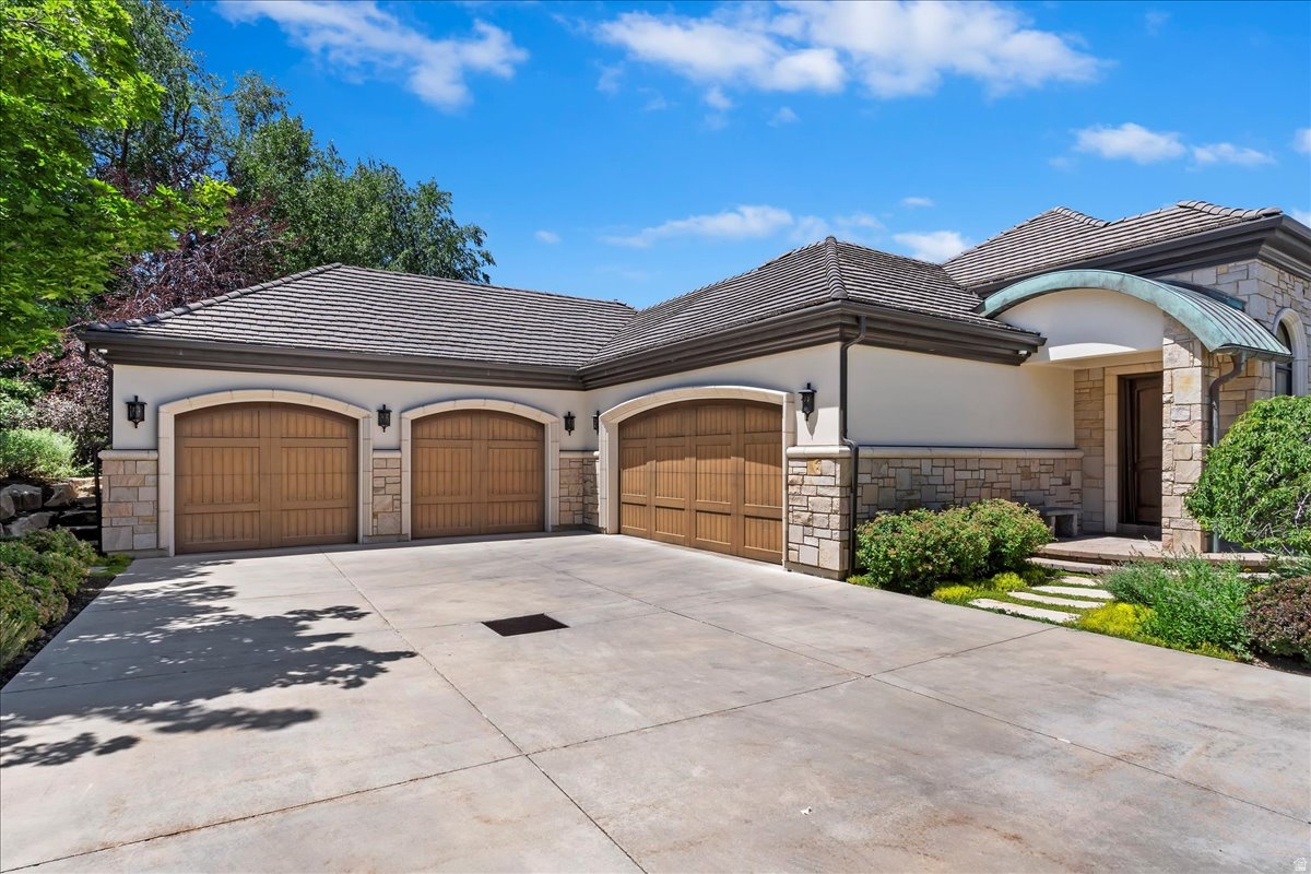 main property photo 94
