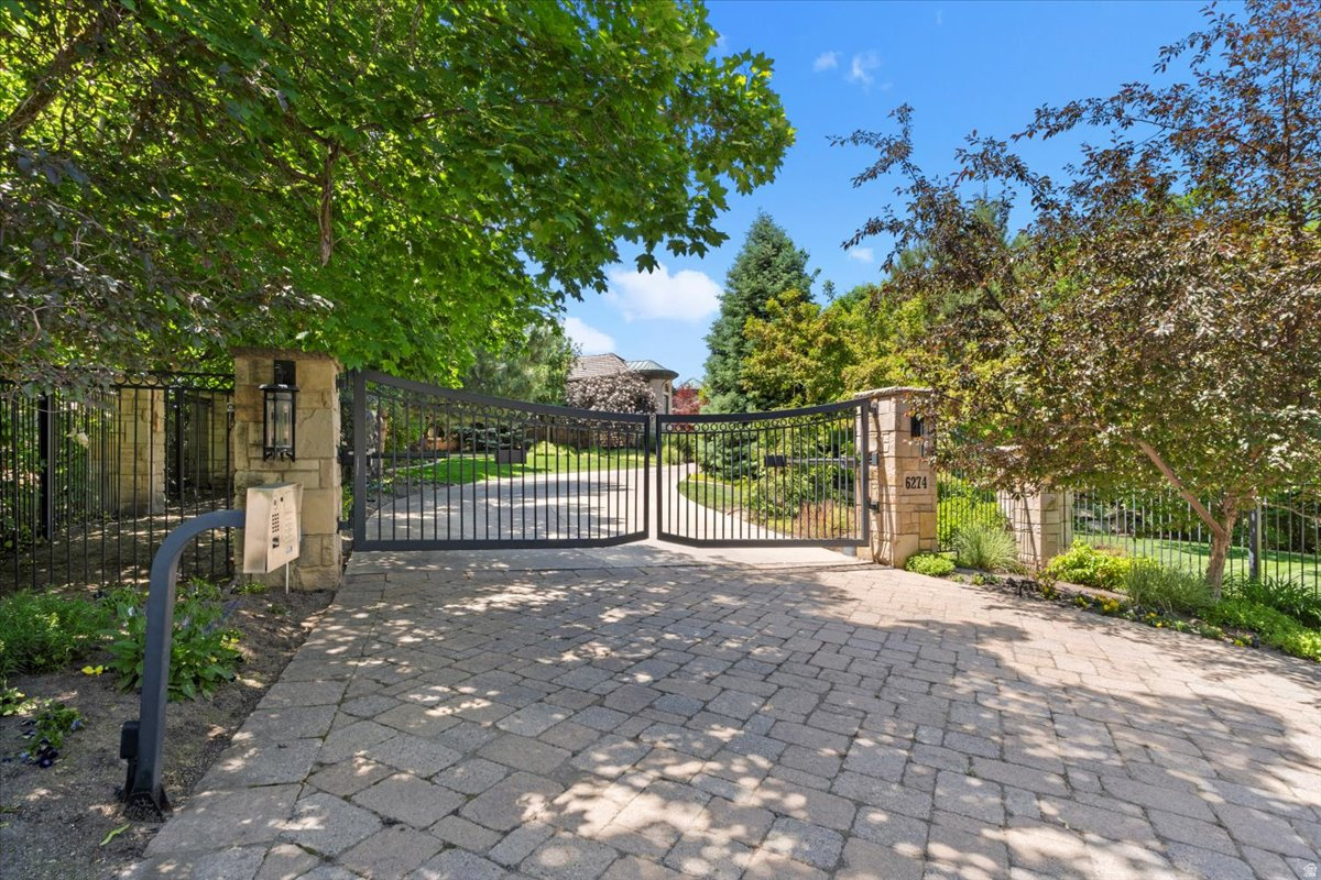 main property photo 98