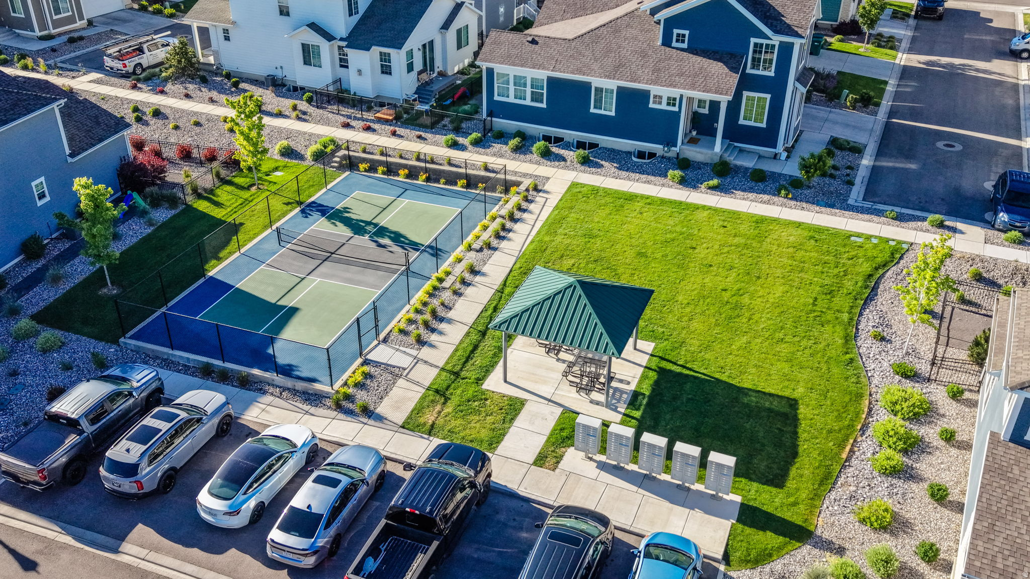 main property photo 40