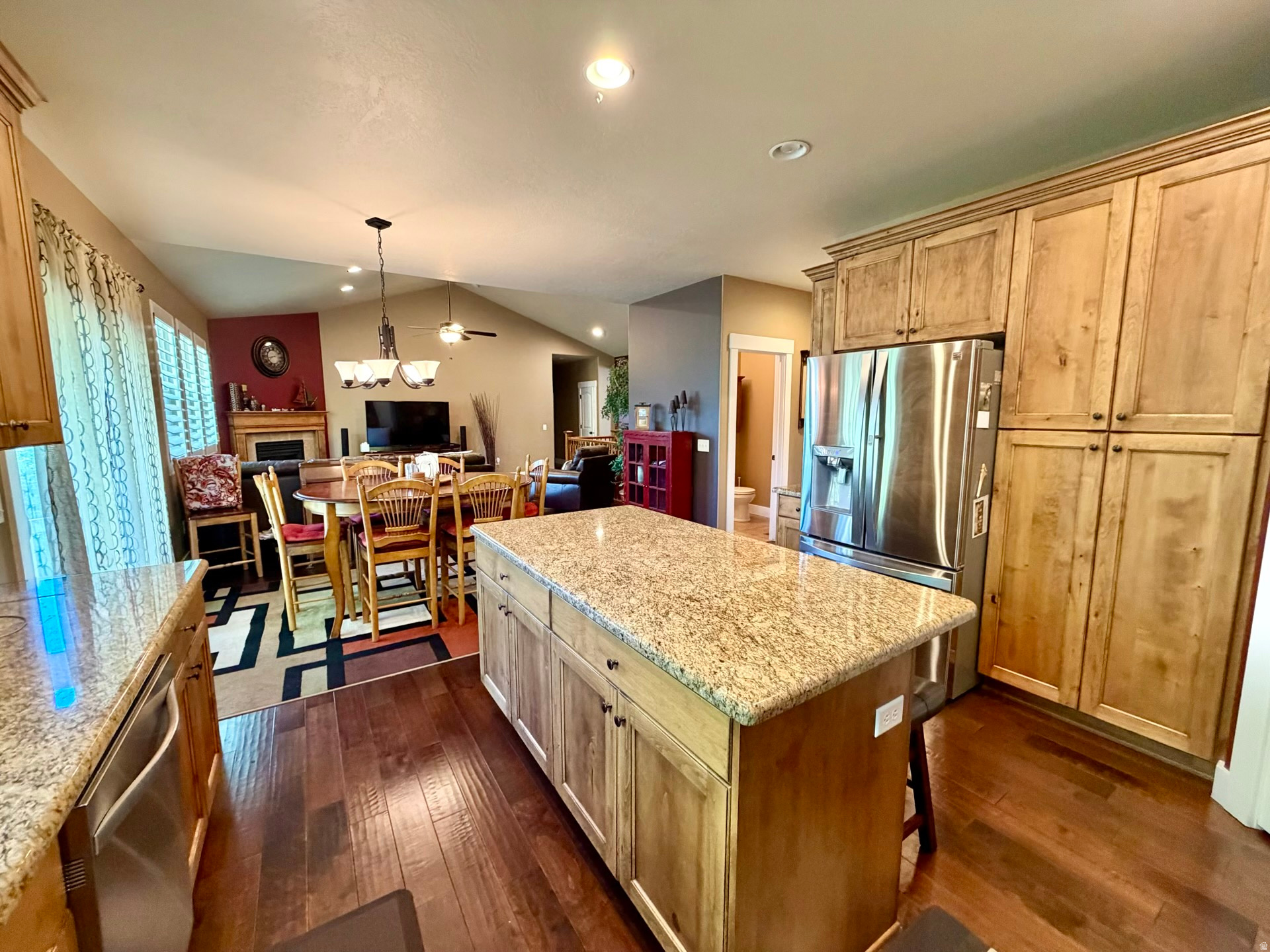 main property photo 7