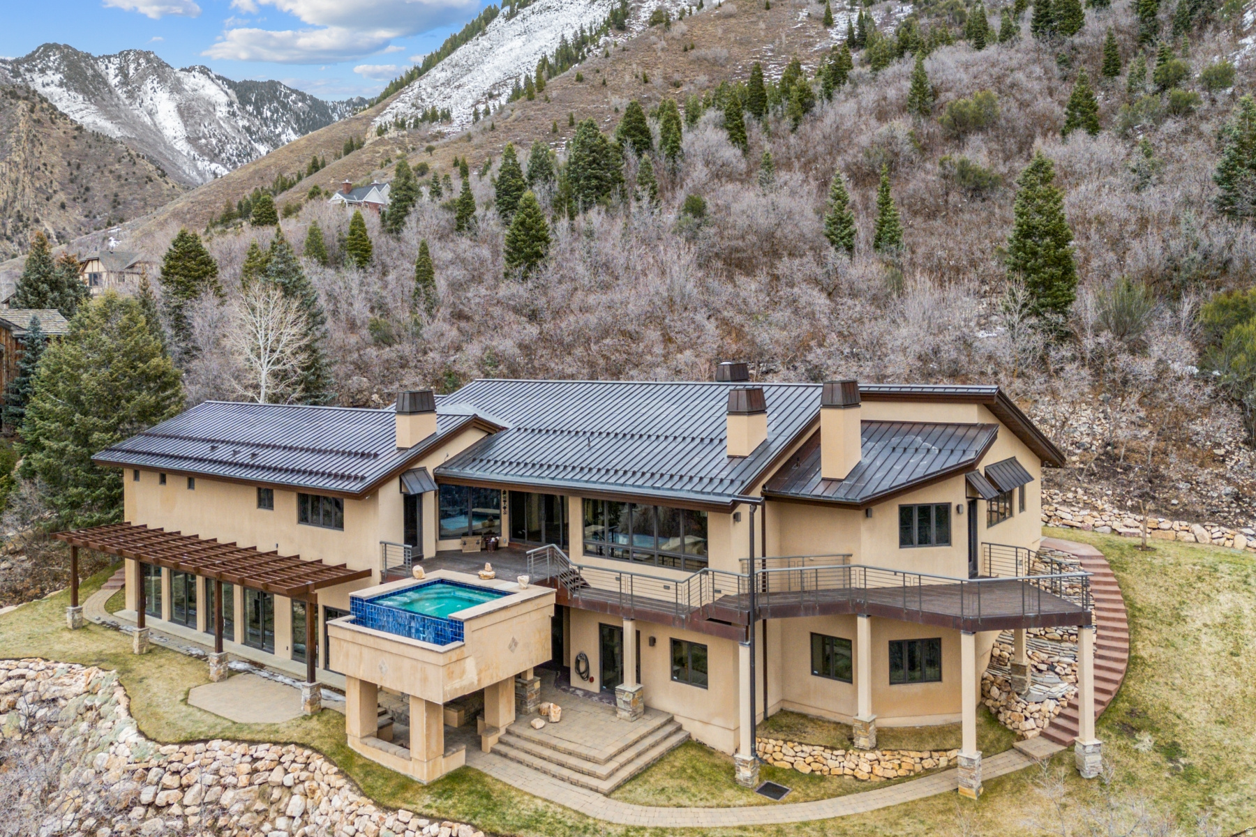 main property photo 76