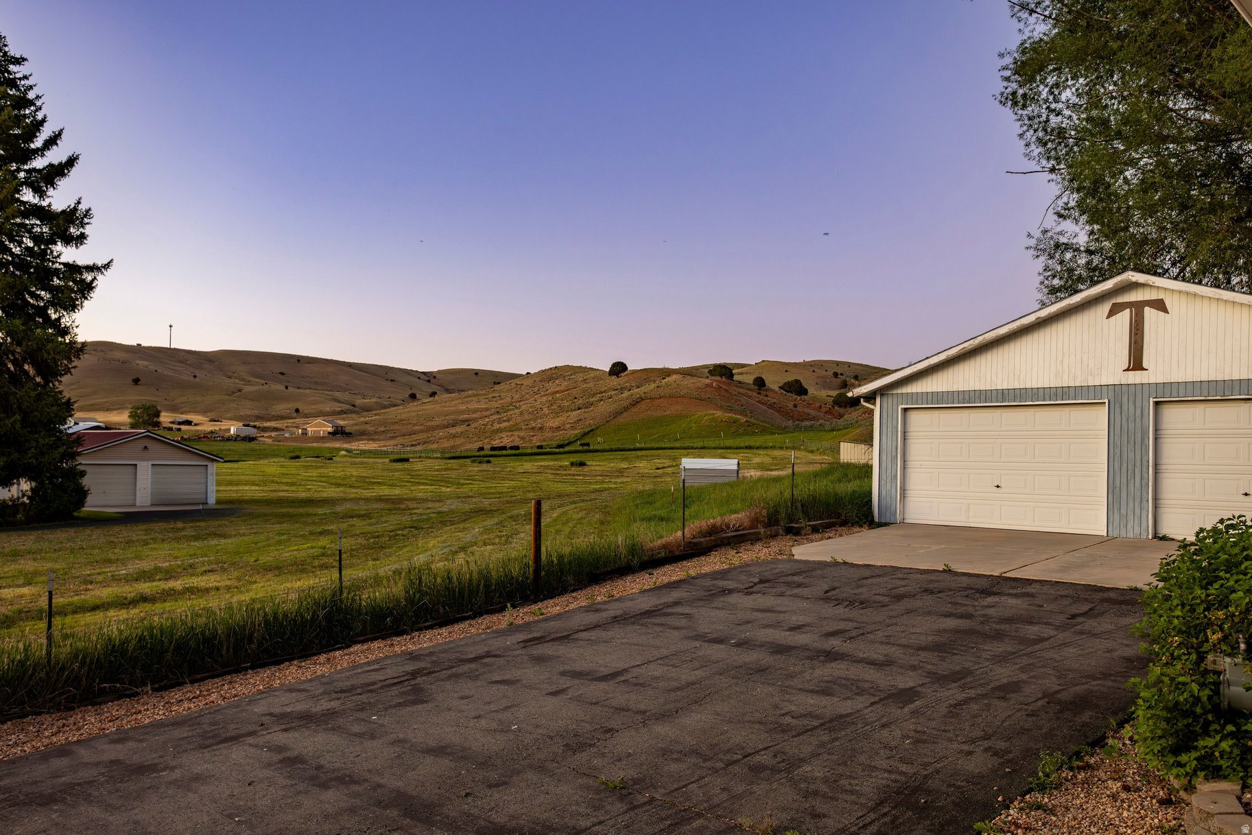 main property photo 114