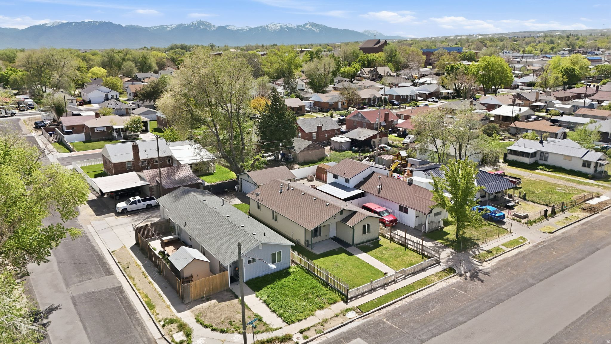 main property photo 19