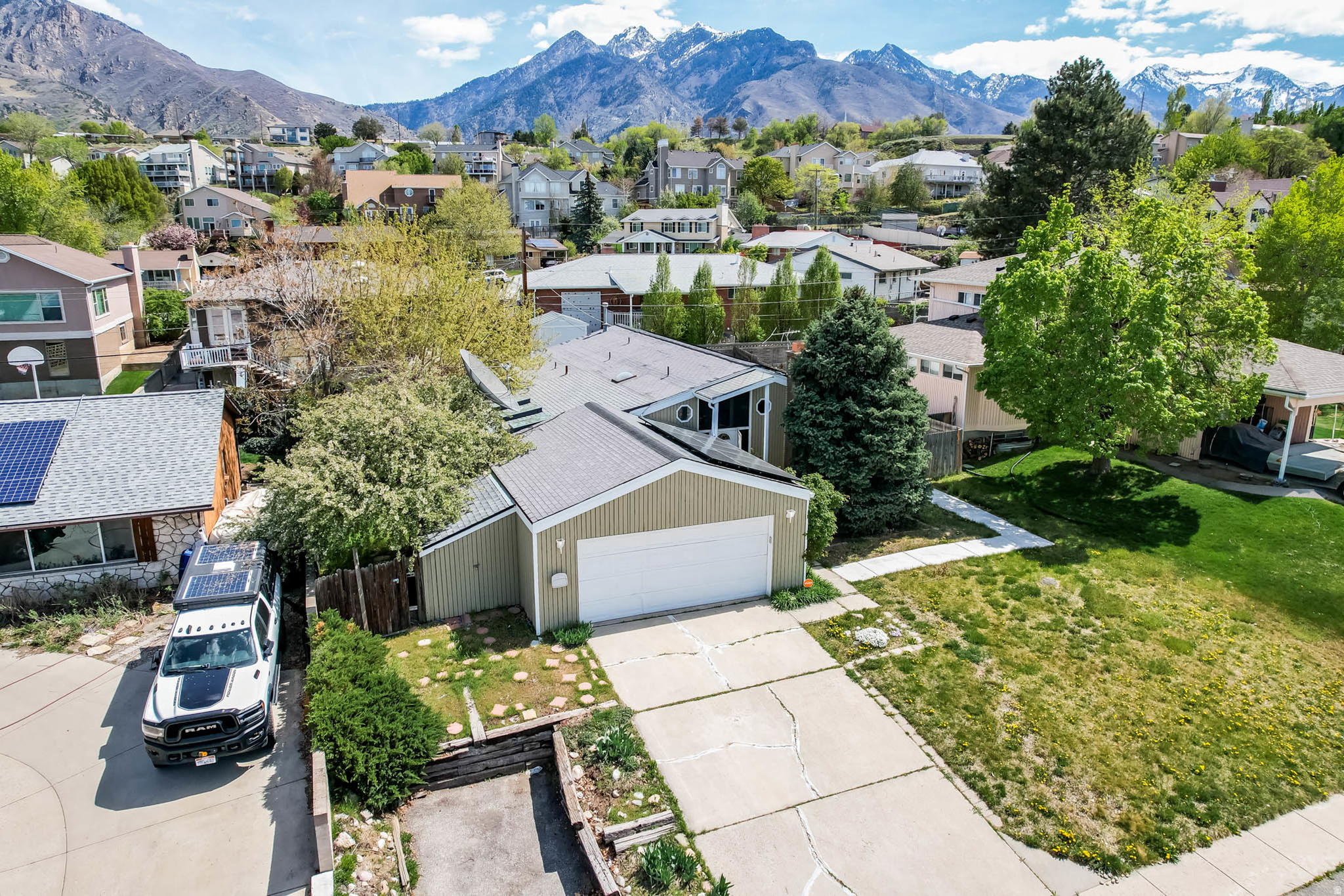 main property photo 50
