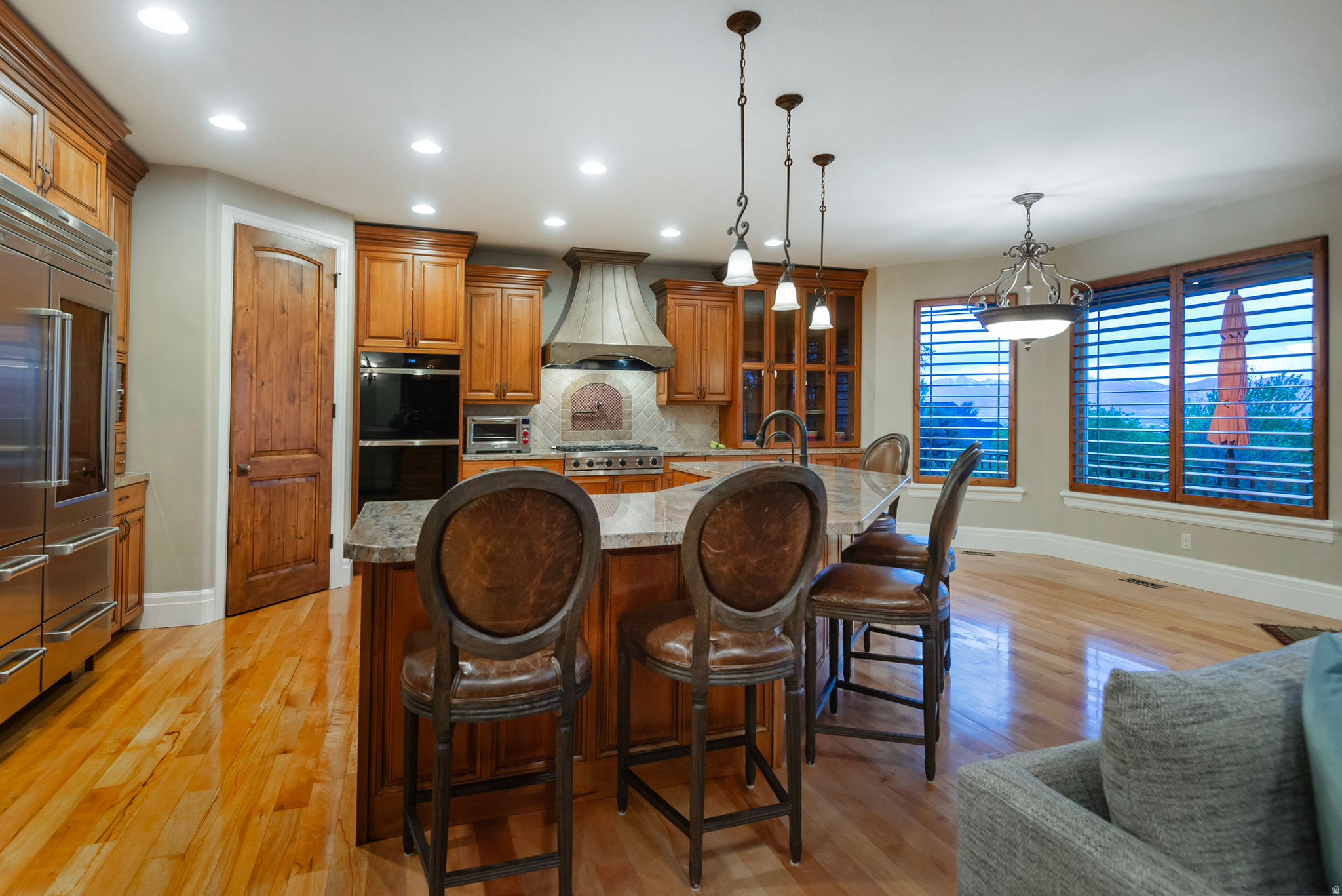 main property photo 14