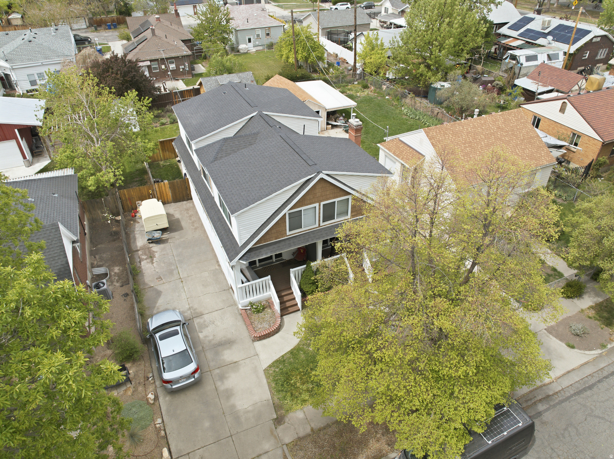 main property photo 33