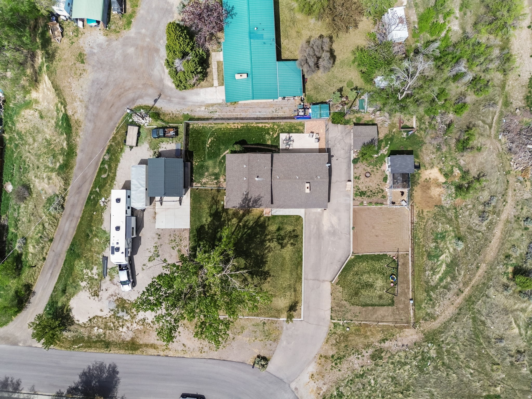 main property photo 29