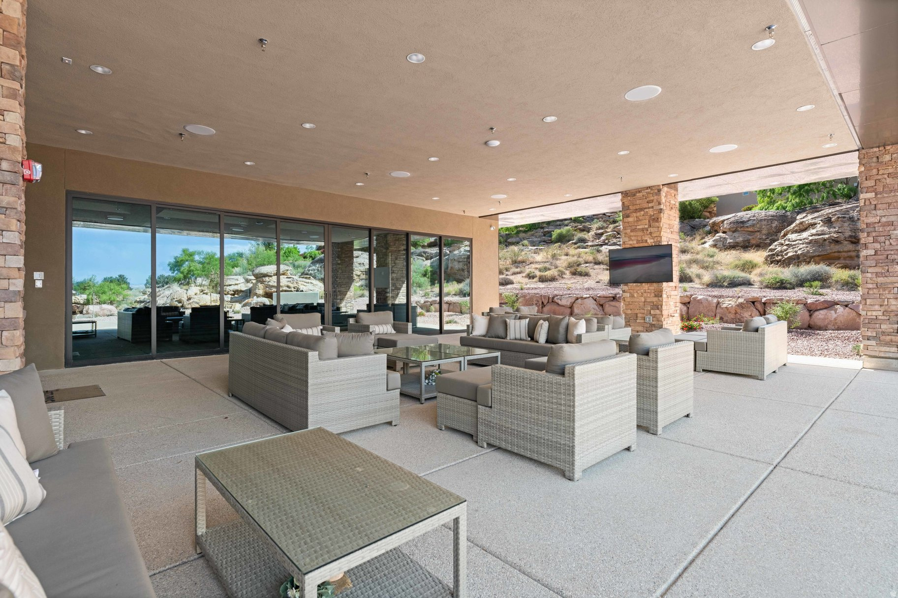 main property photo 95