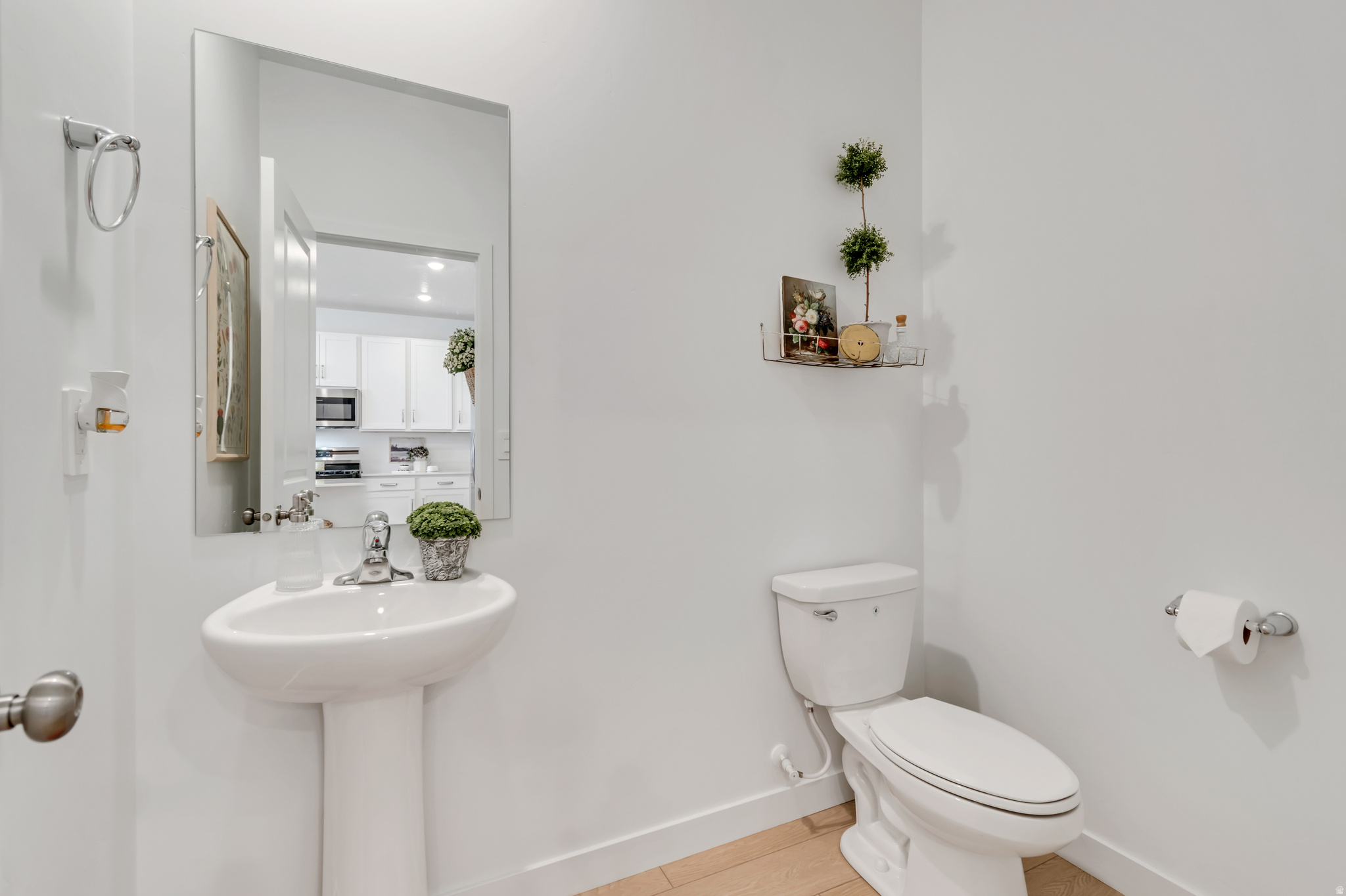 main property photo 11