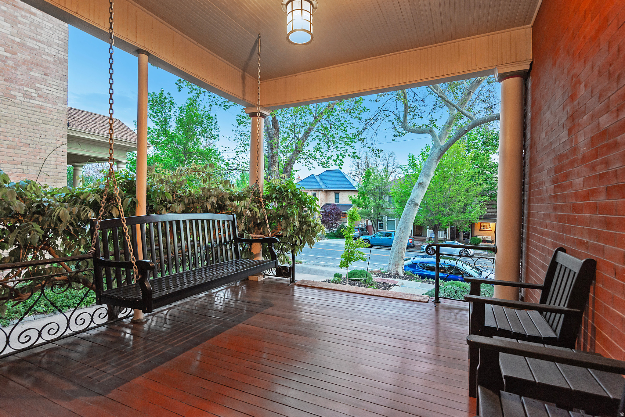 main property photo 7