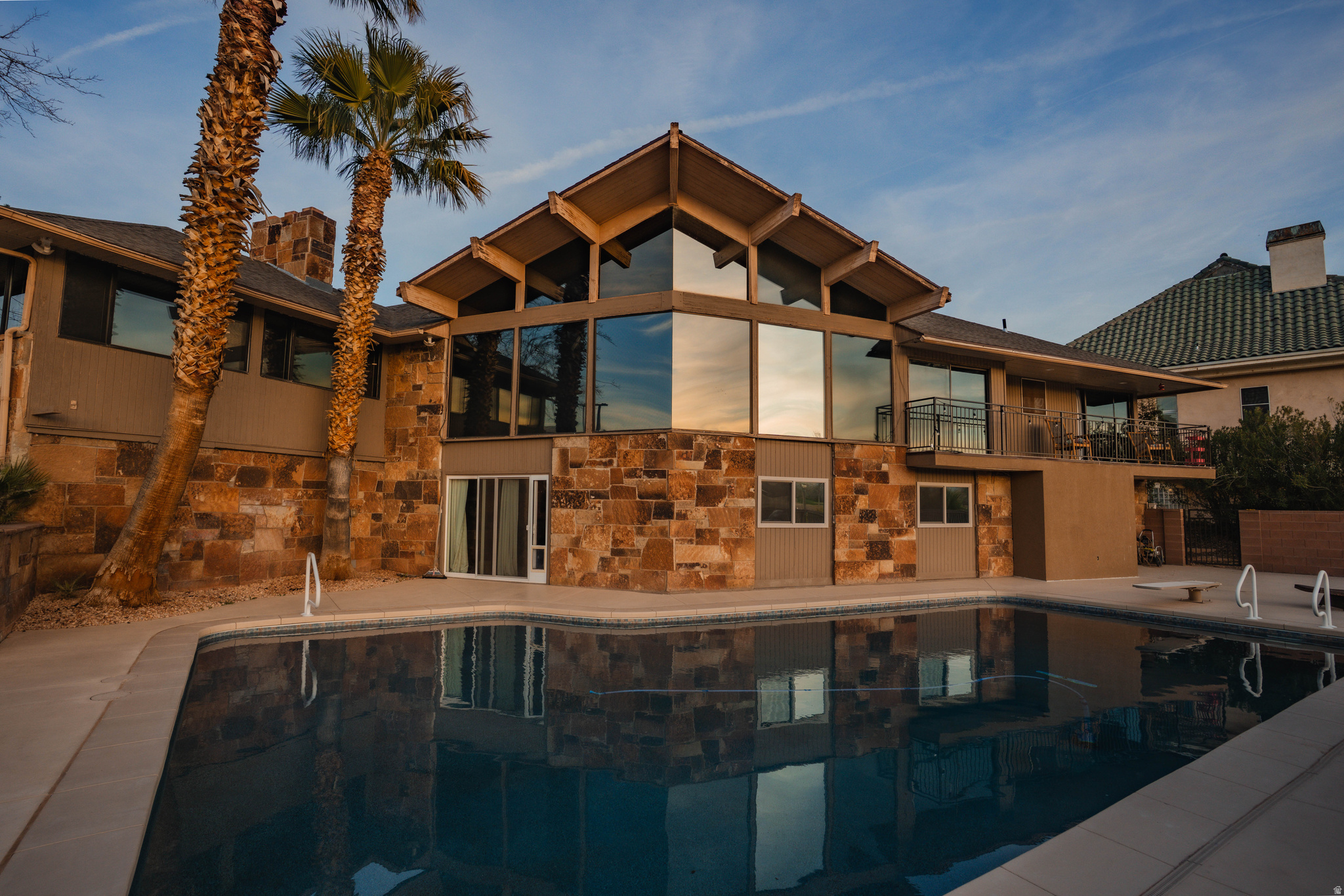 main property photo 38