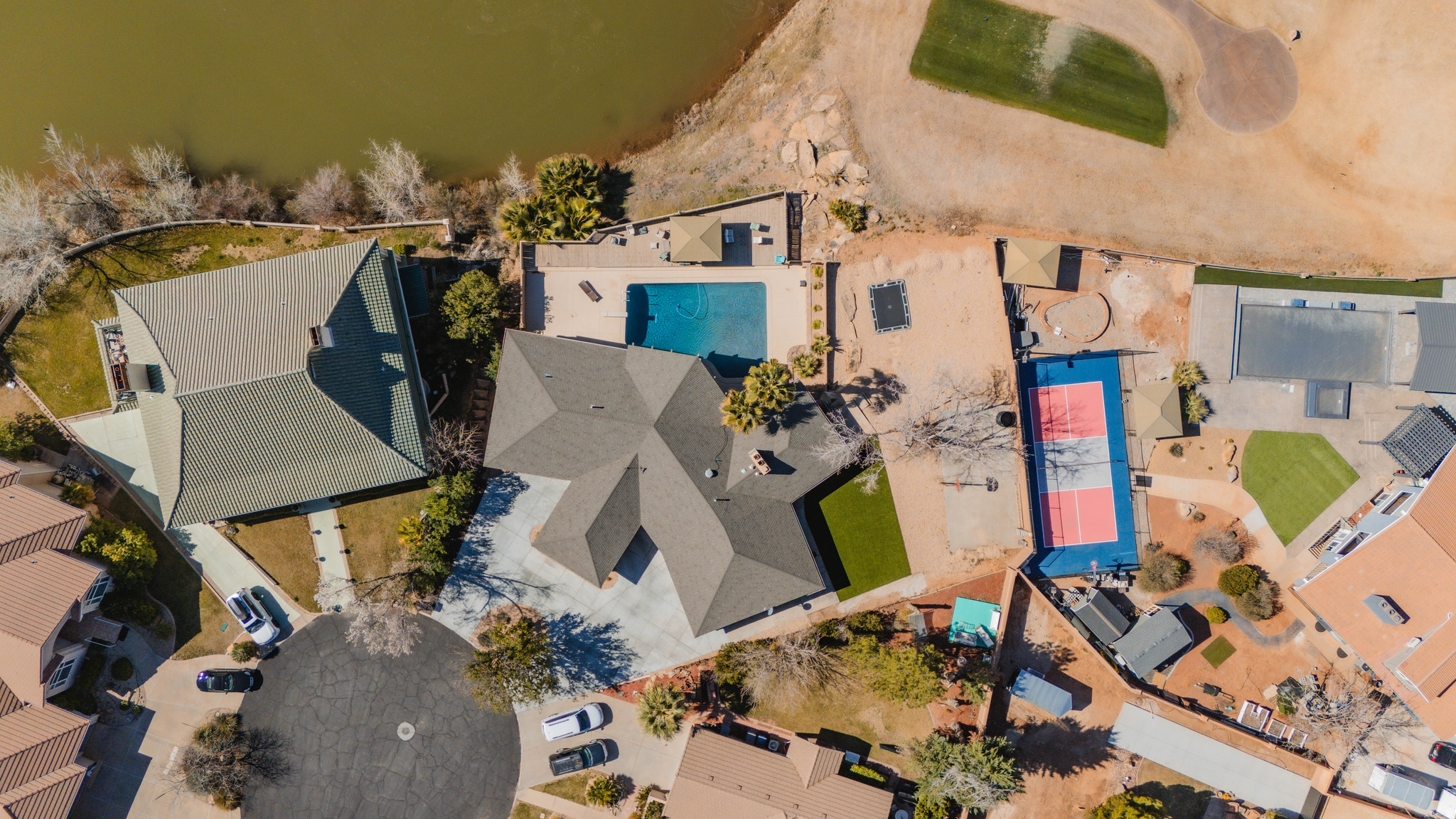 main property photo 47