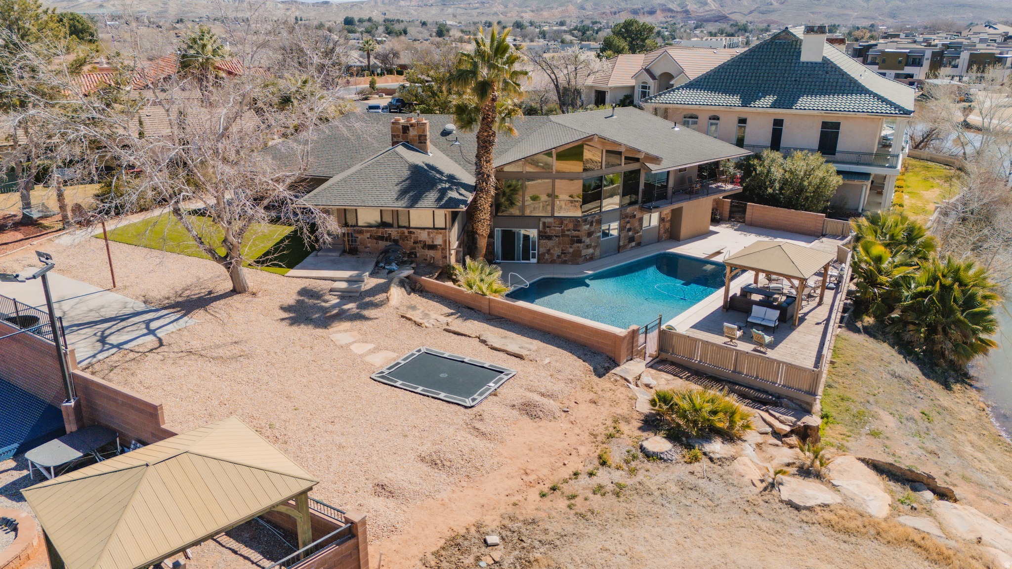 main property photo 49