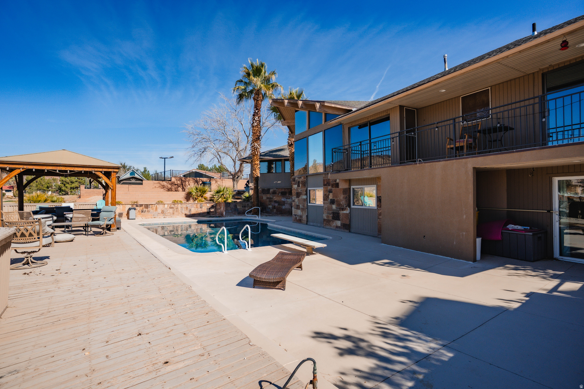 main property photo 61
