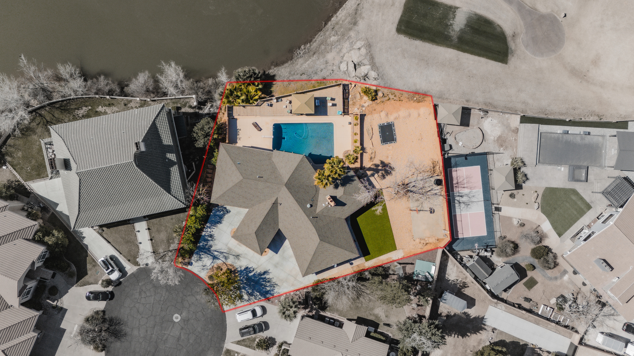 main property photo 74