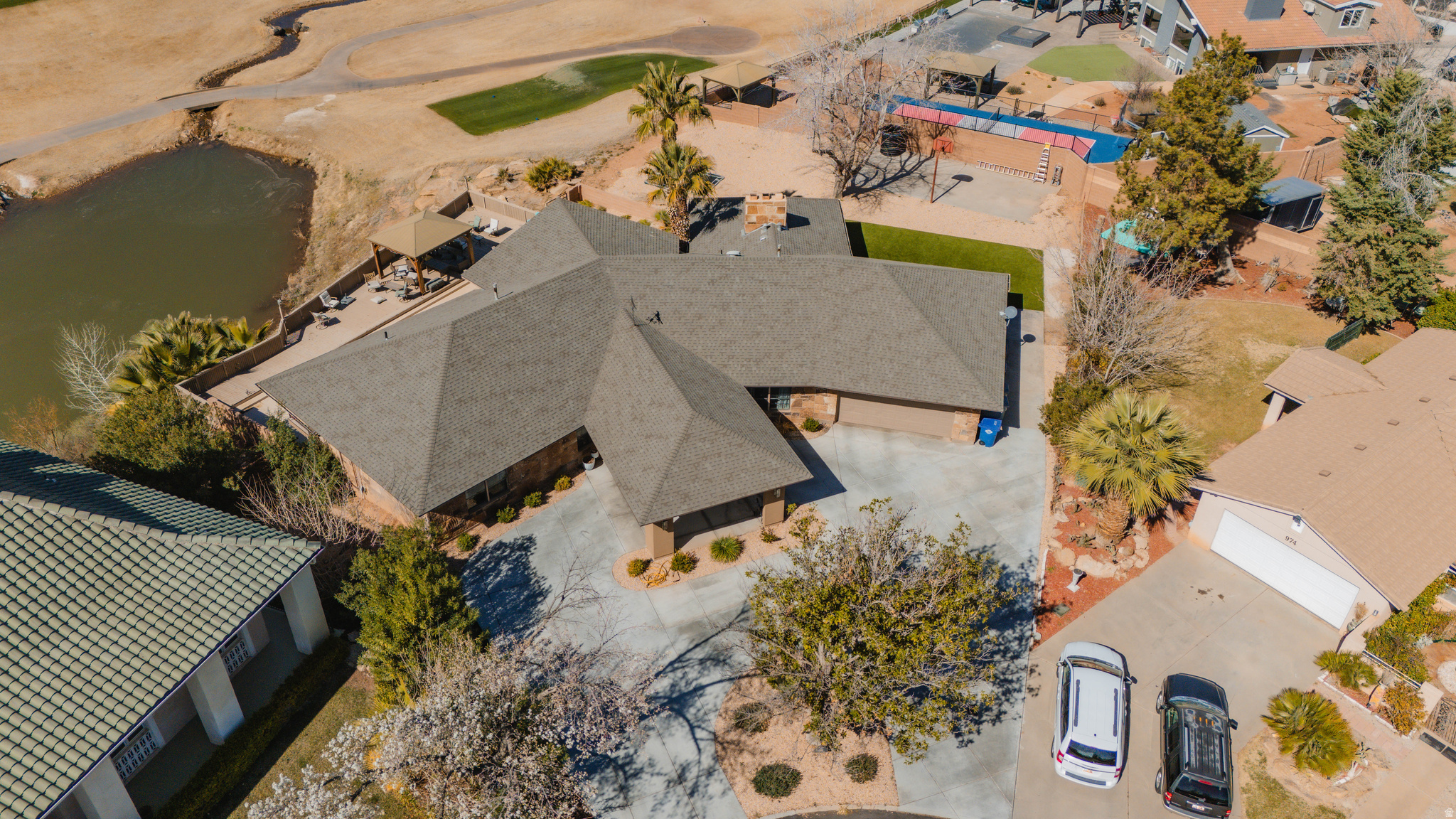 main property photo 76