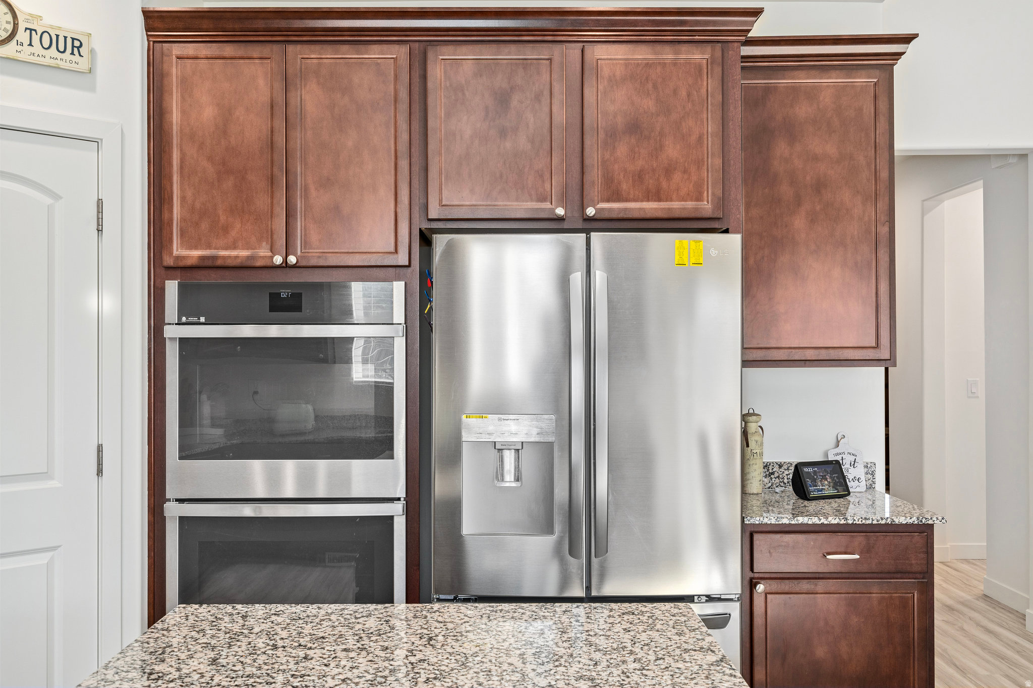 main property photo 7
