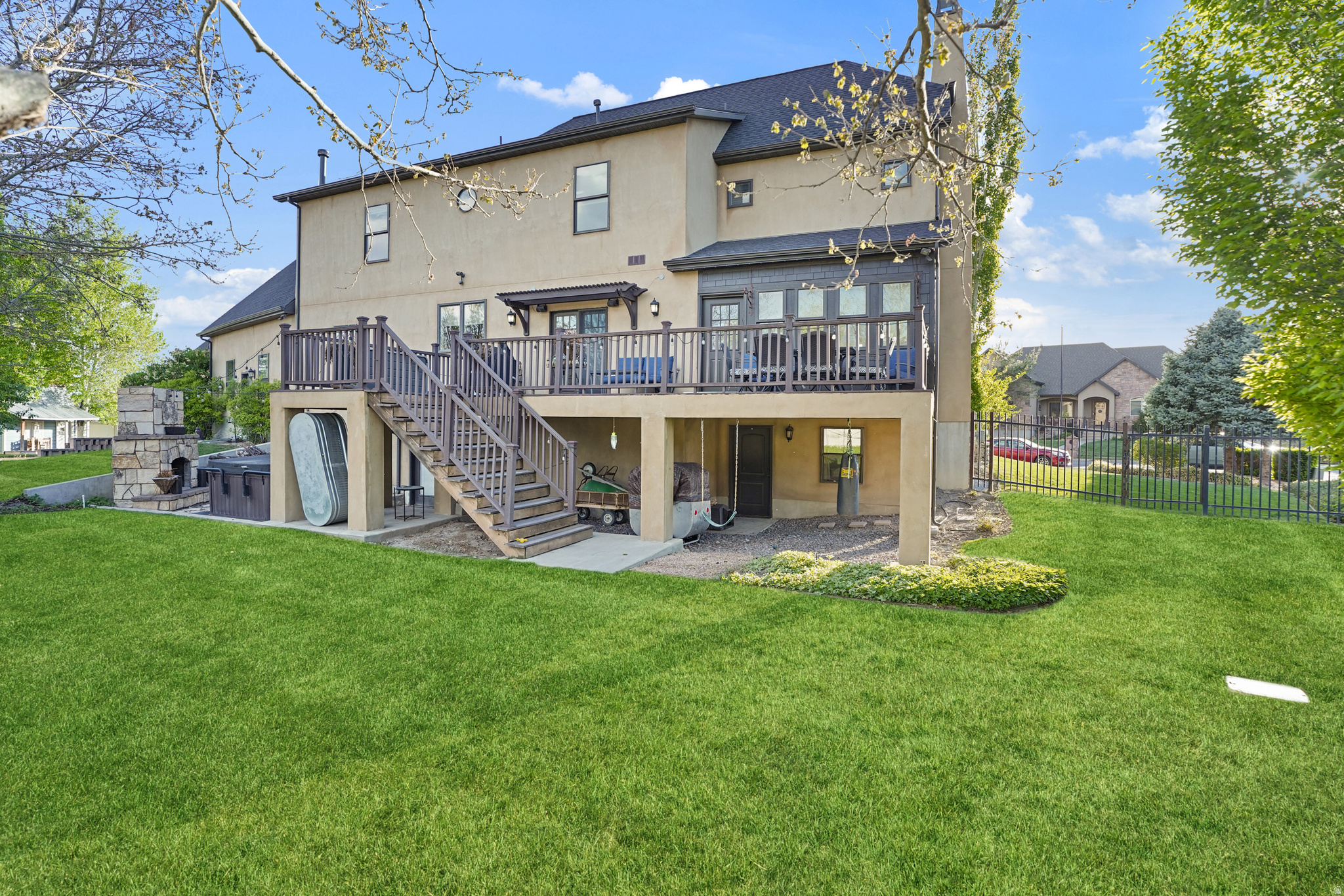main property photo 42