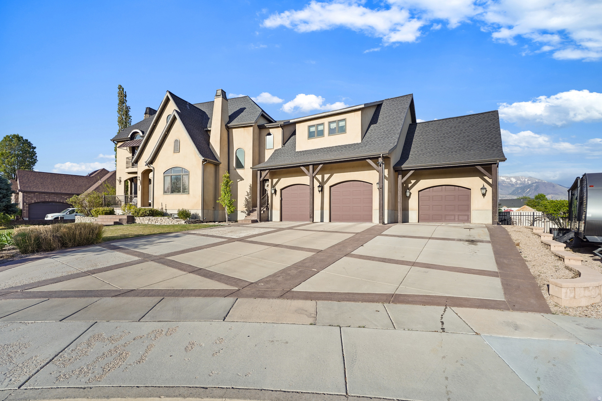 main property photo 47