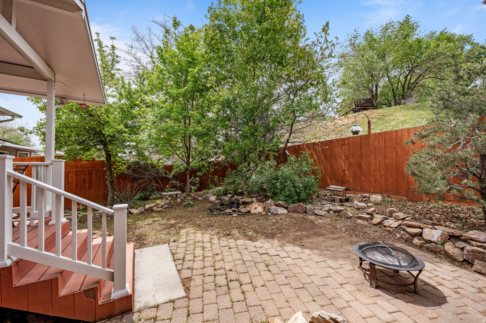 main property photo 20