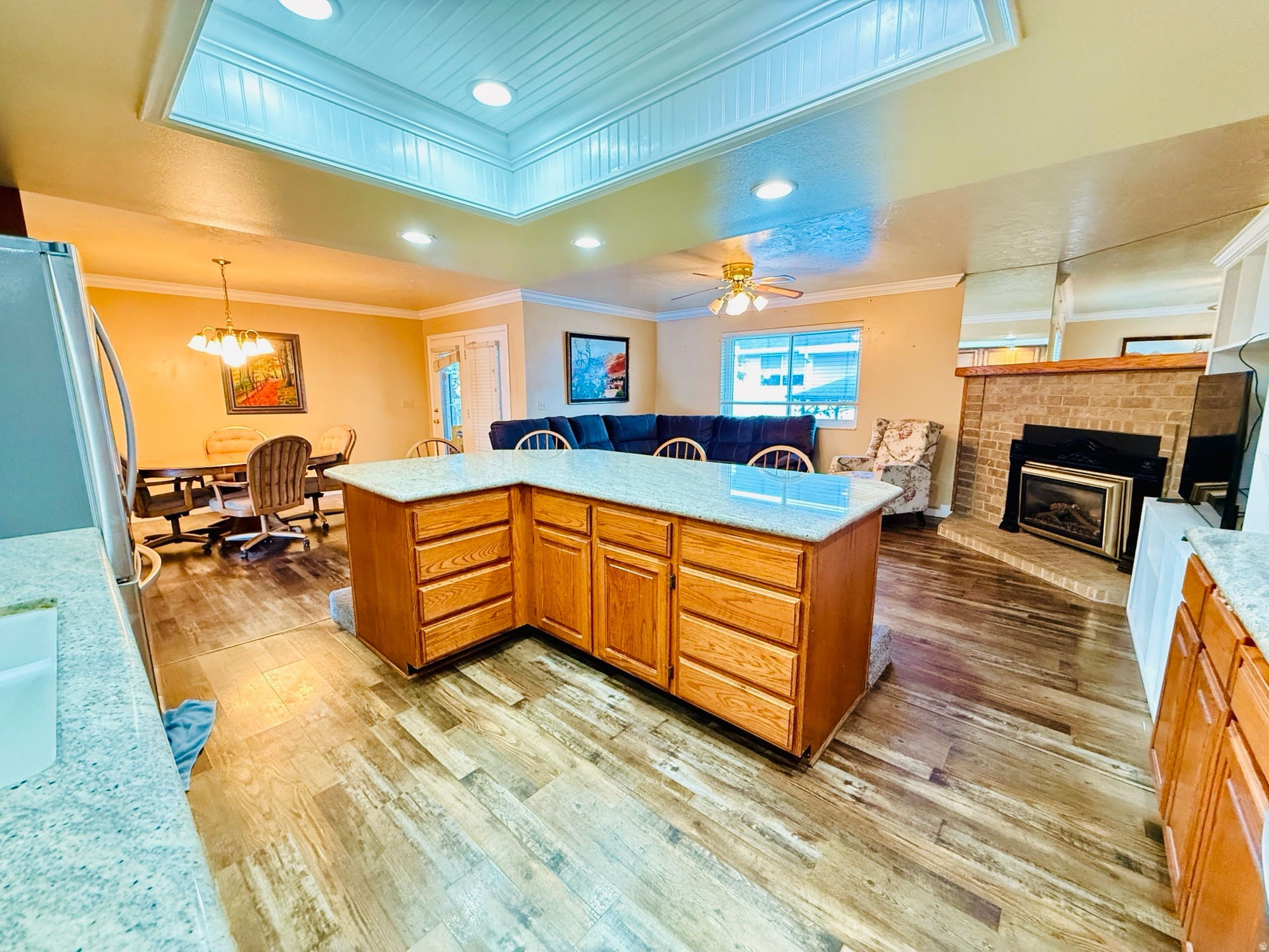 main property photo 8