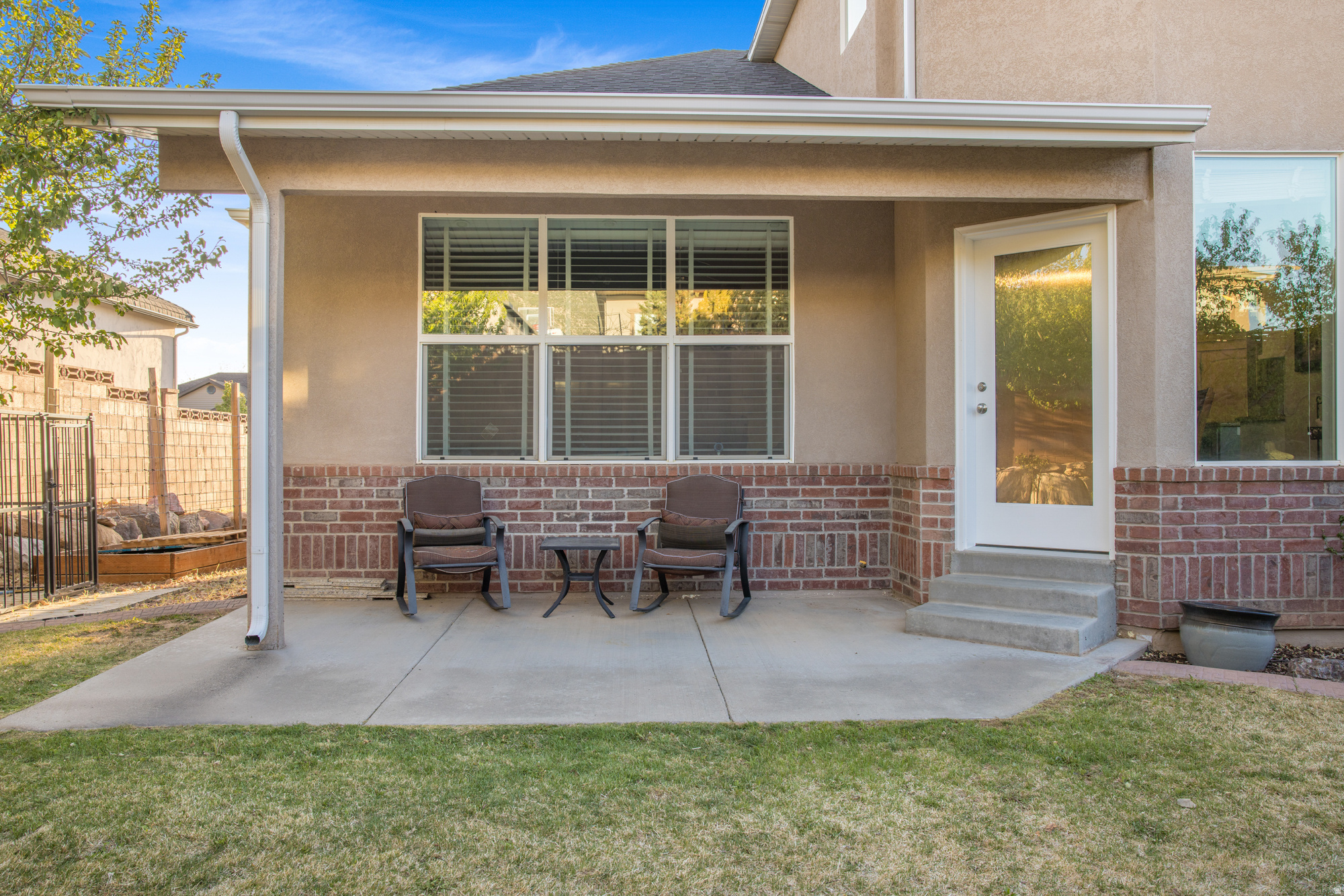 main property photo 51