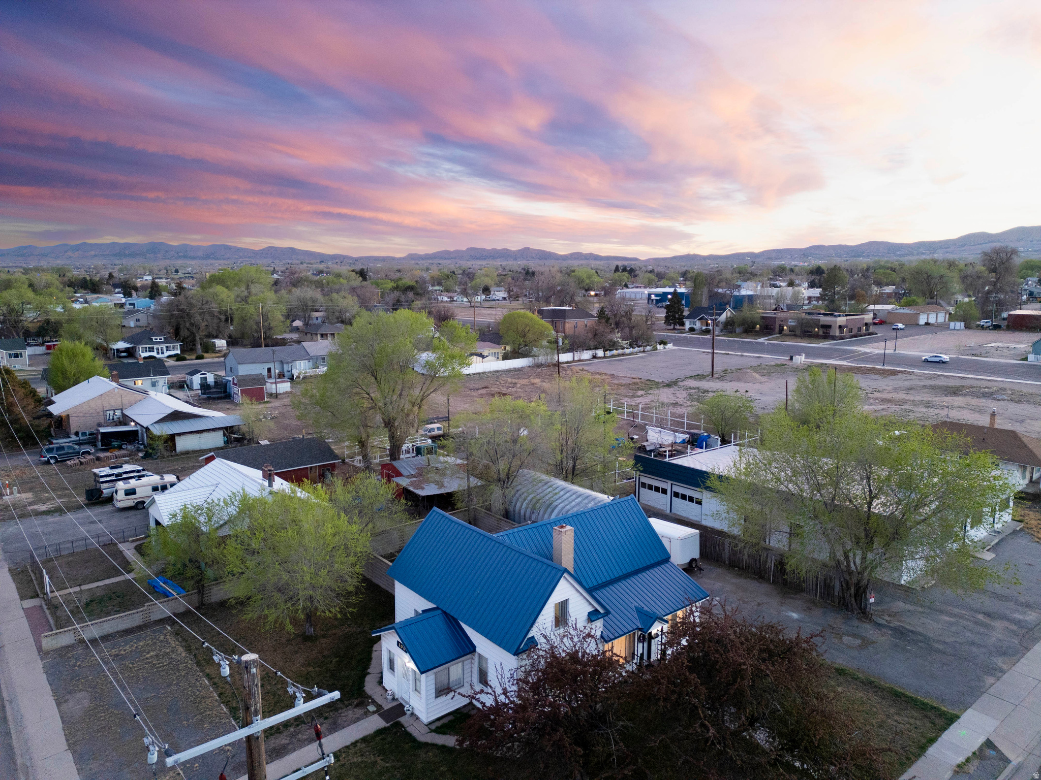 main property photo 38