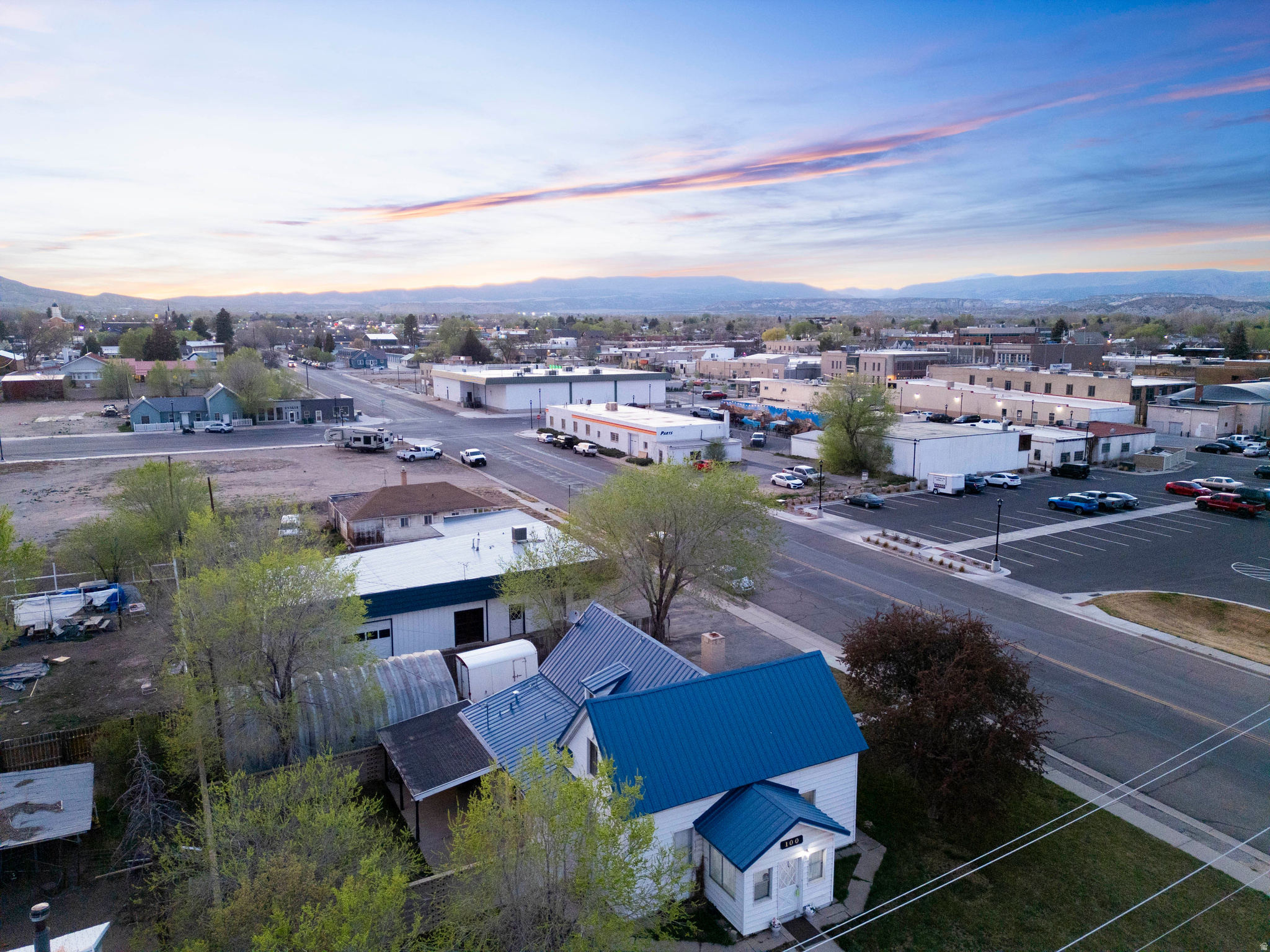main property photo 39