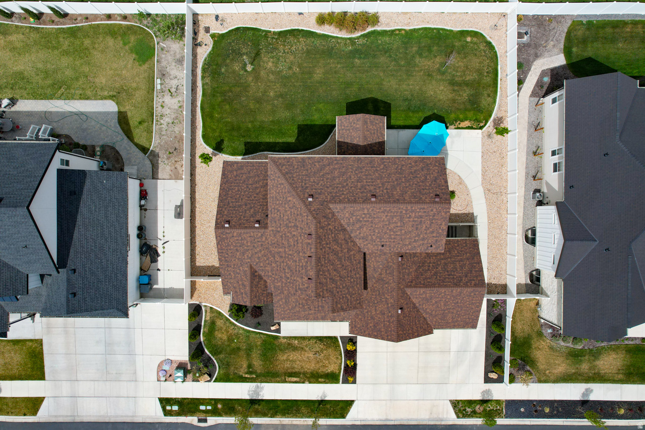 main property photo 65