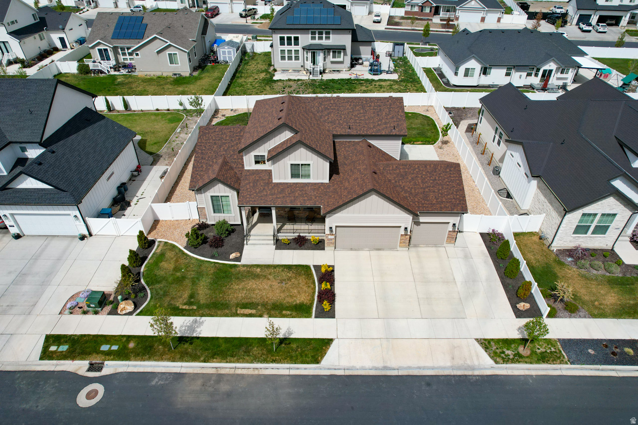 main property photo 75