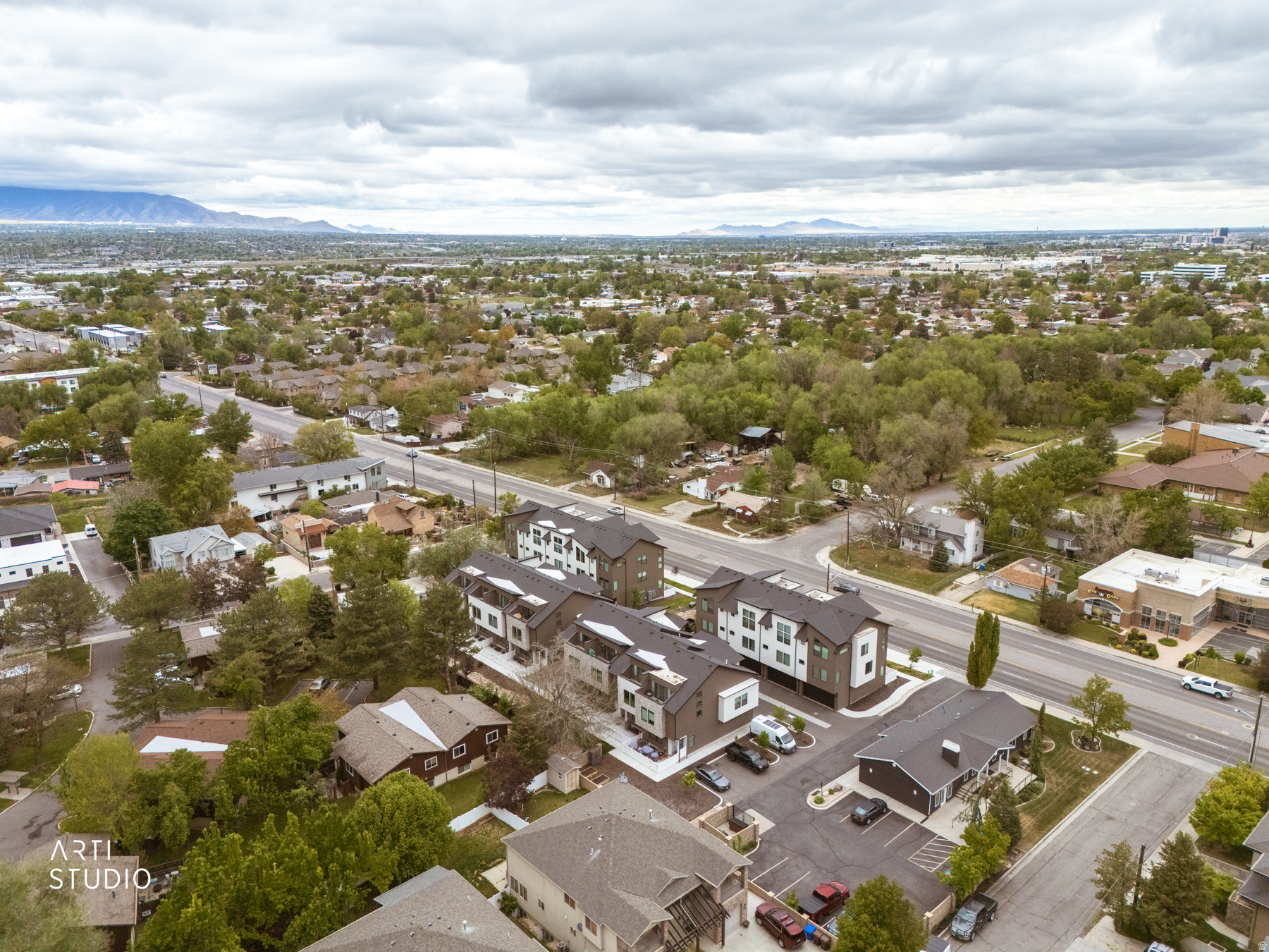 main property photo 40