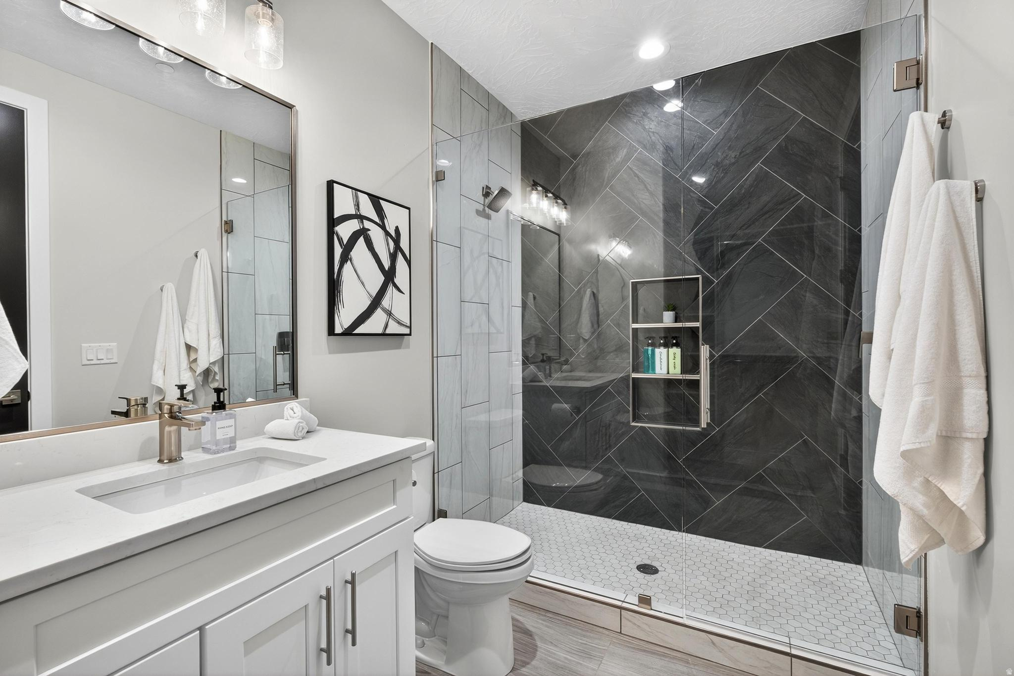 main property photo 81