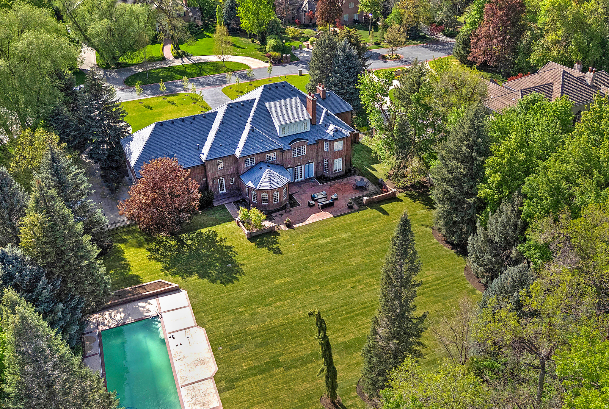 main property photo 51