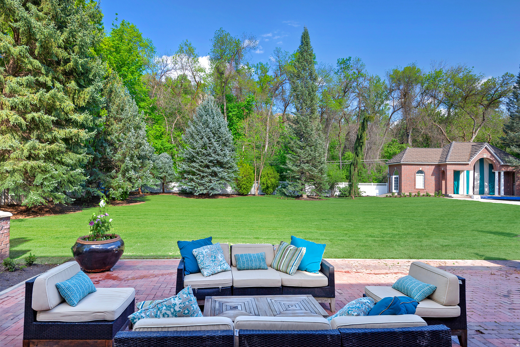 main property photo 54