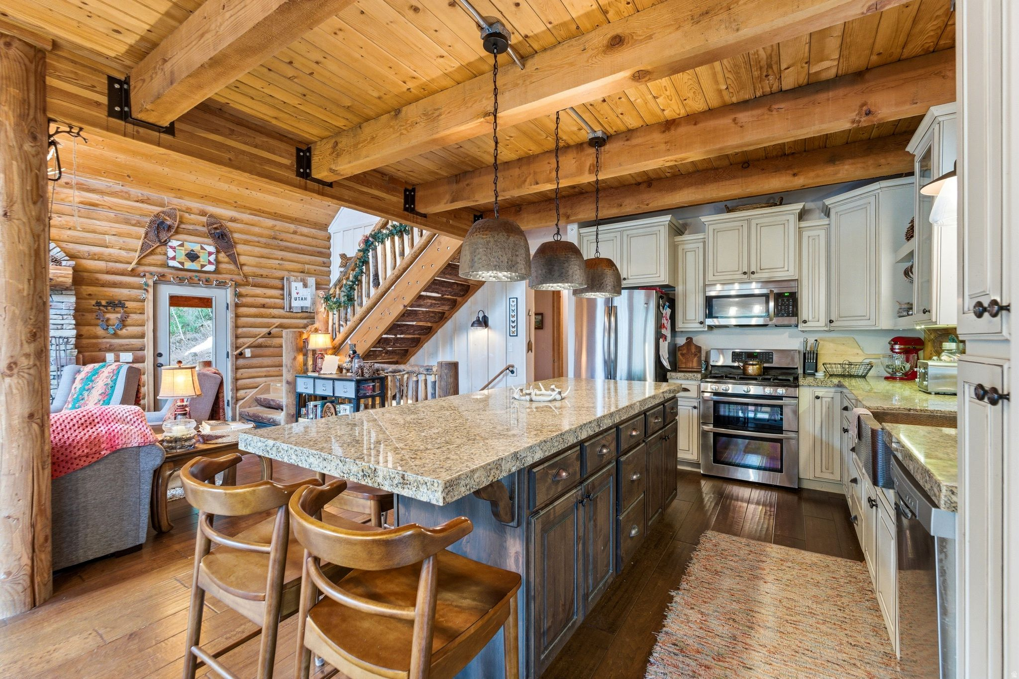 main property photo 22