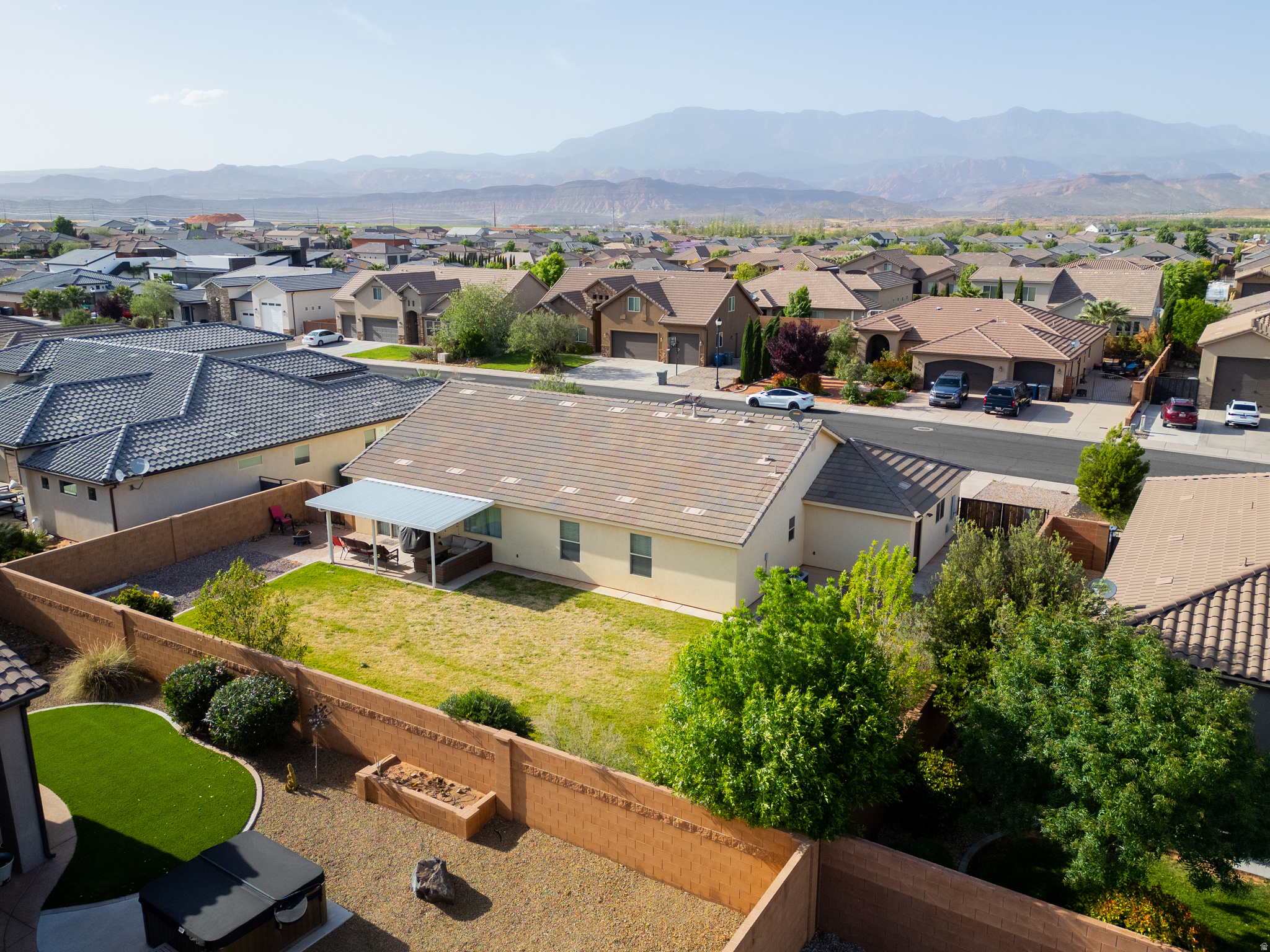 main property photo 34