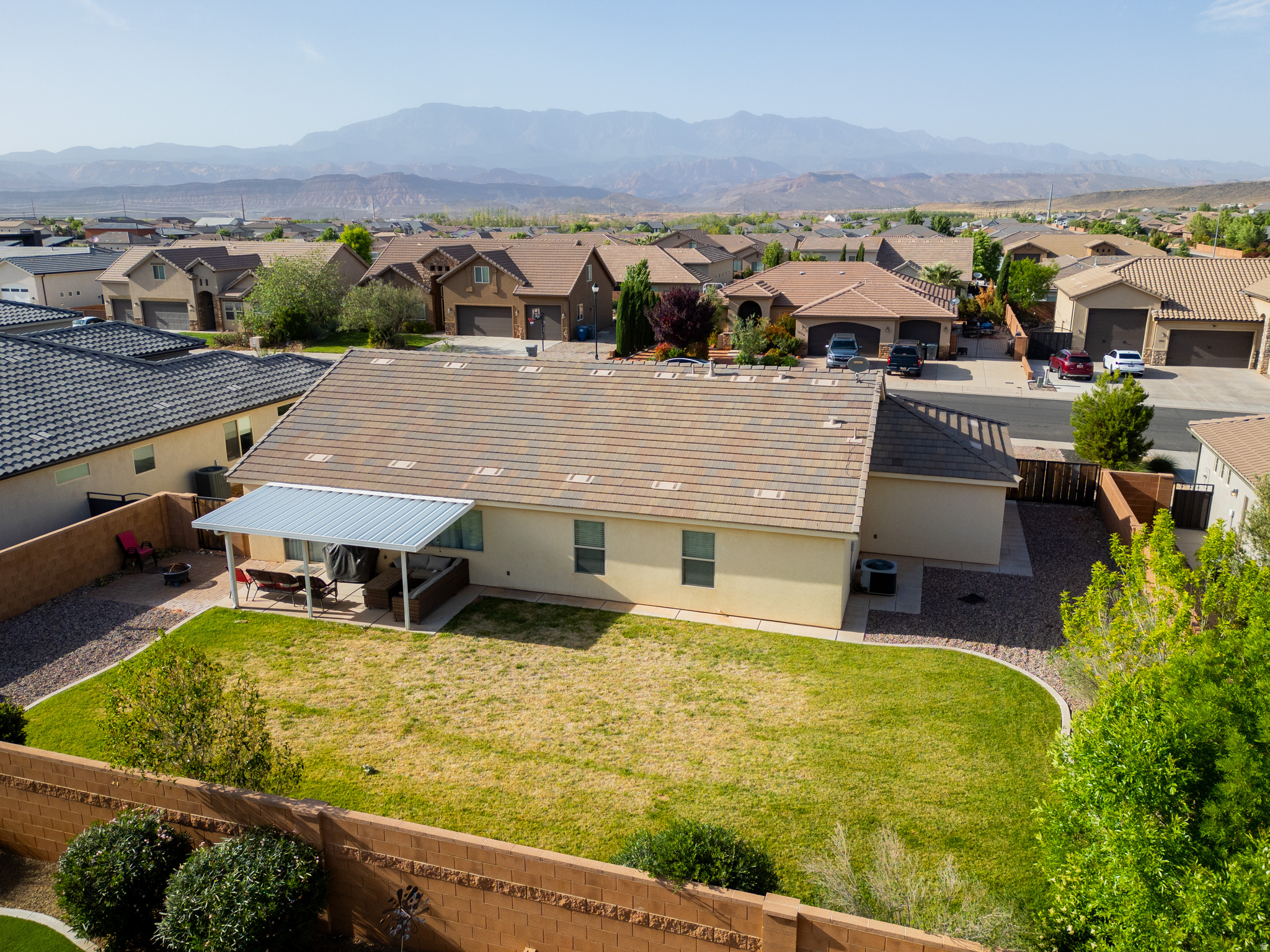 main property photo 35