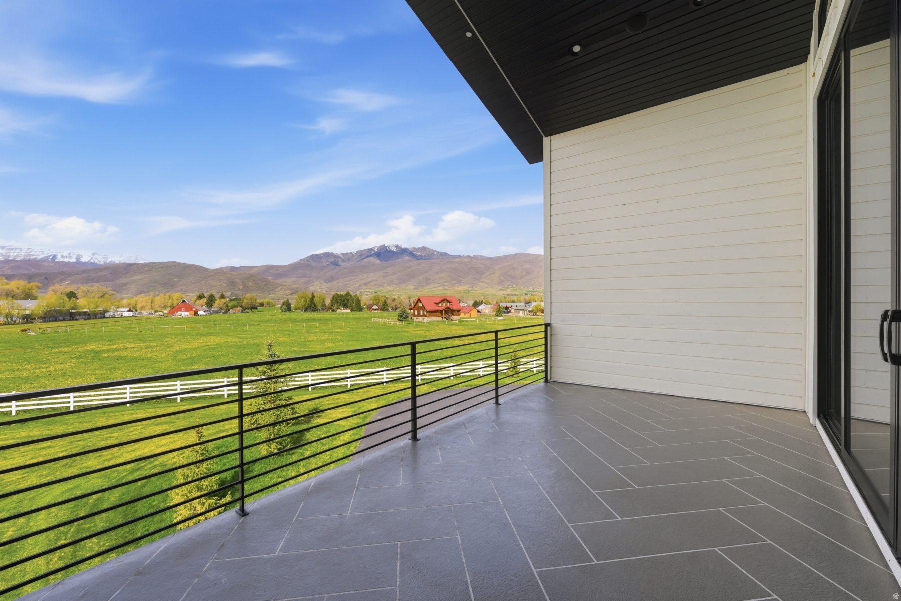 main property photo 54