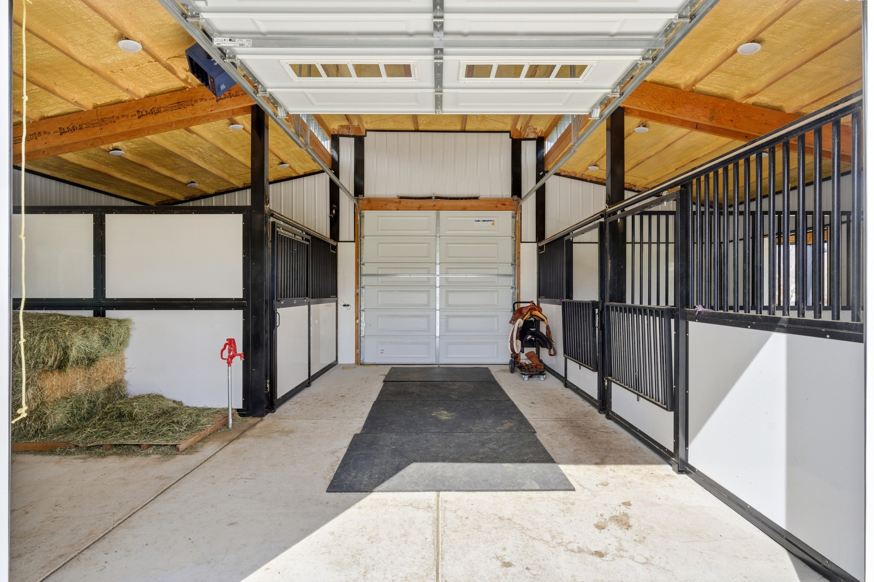 main property photo 94