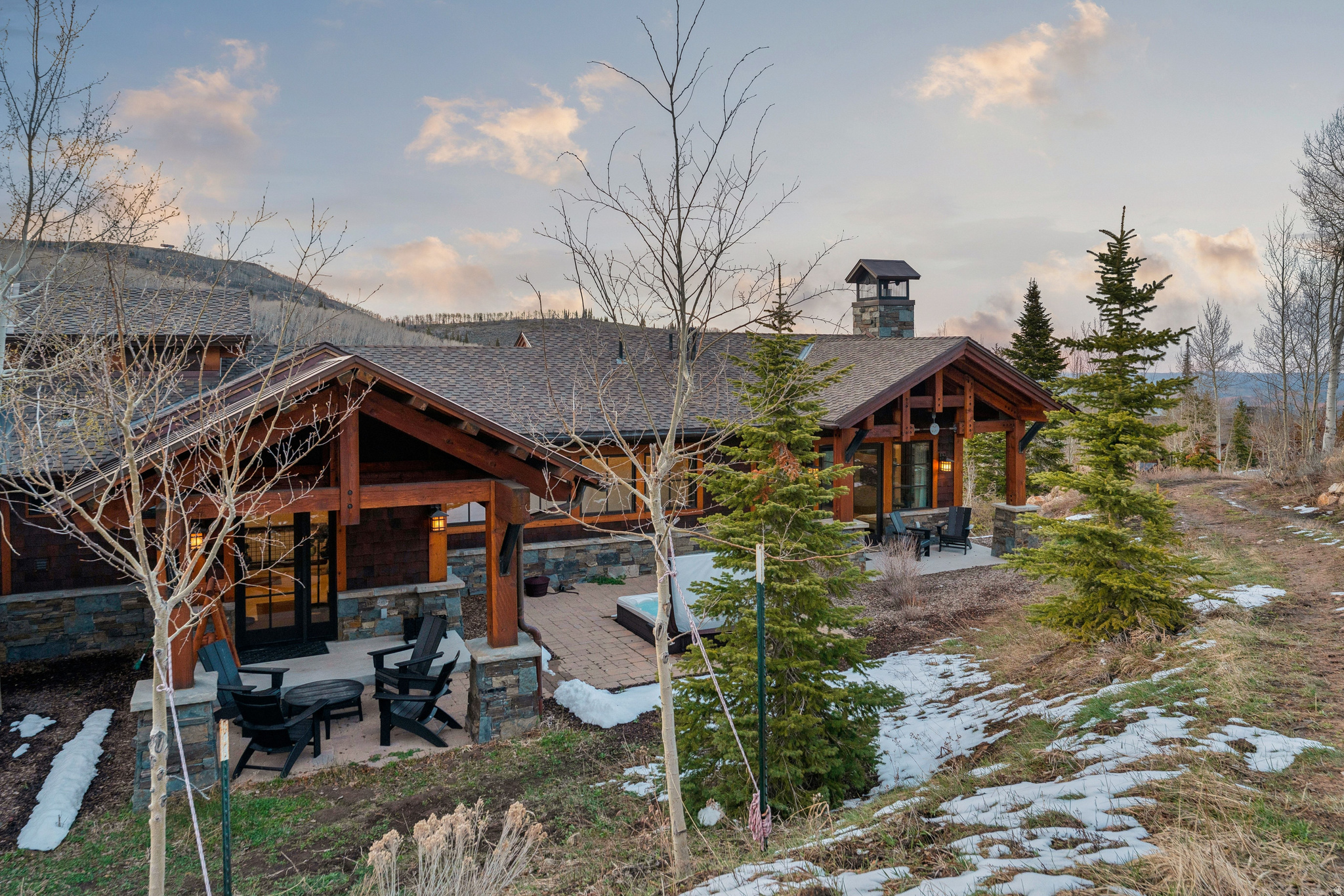 main property photo 78