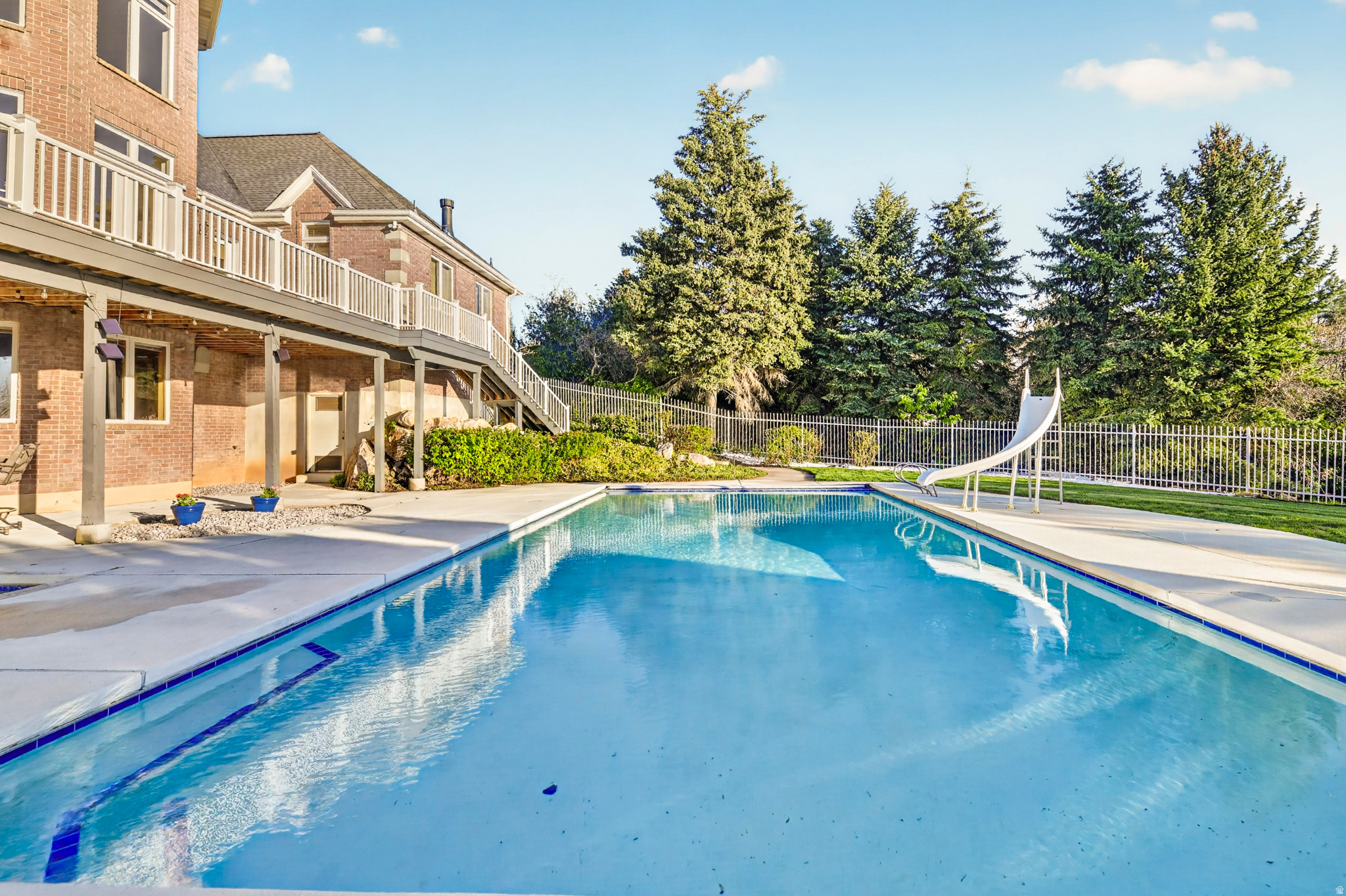 main property photo 70