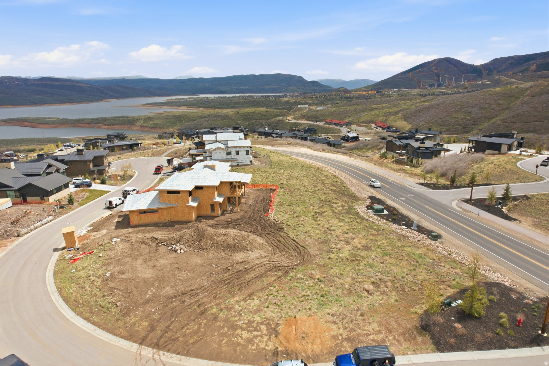 main property photo 13