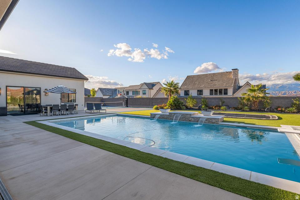 main property photo 74