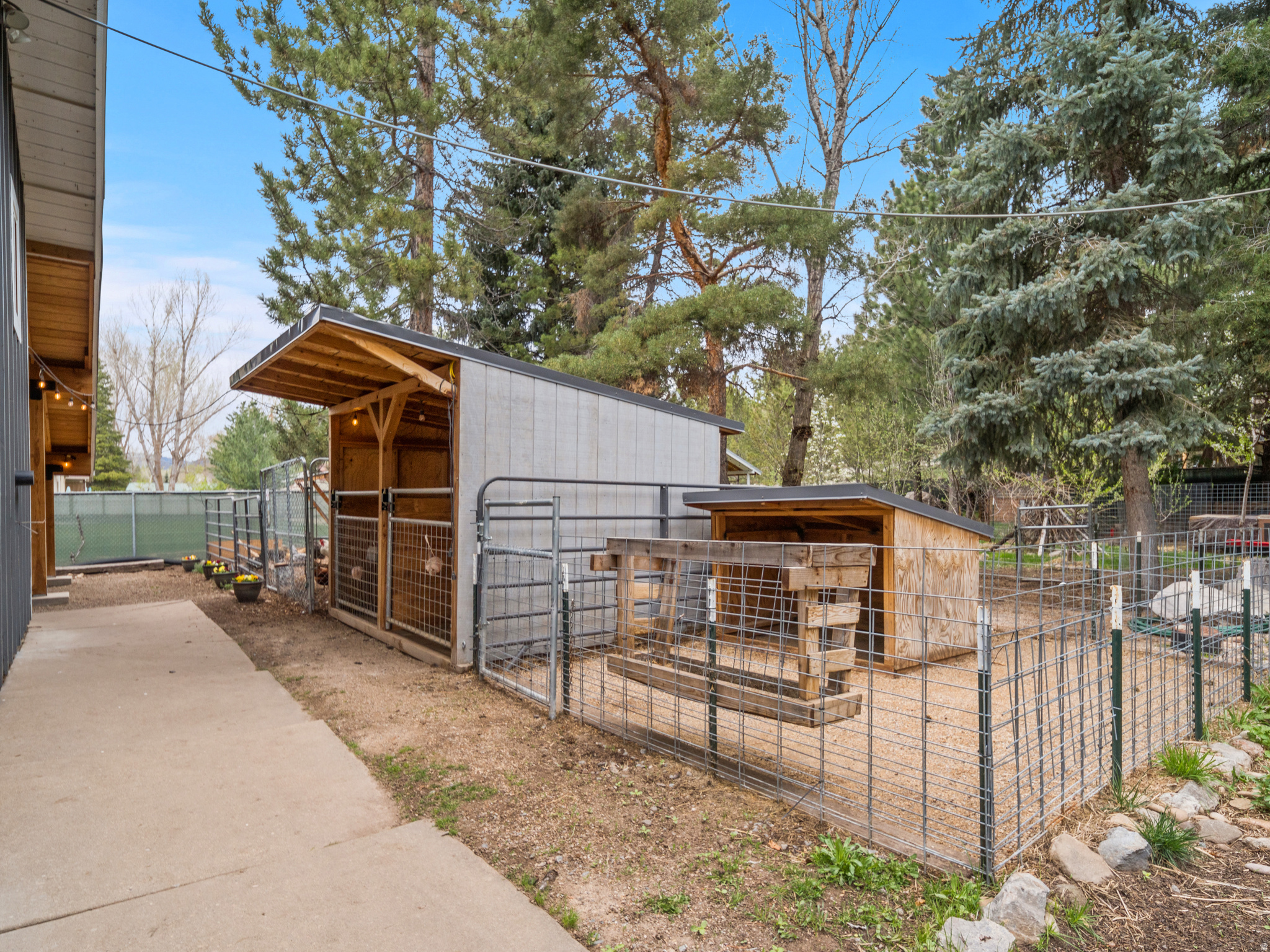 main property photo 46