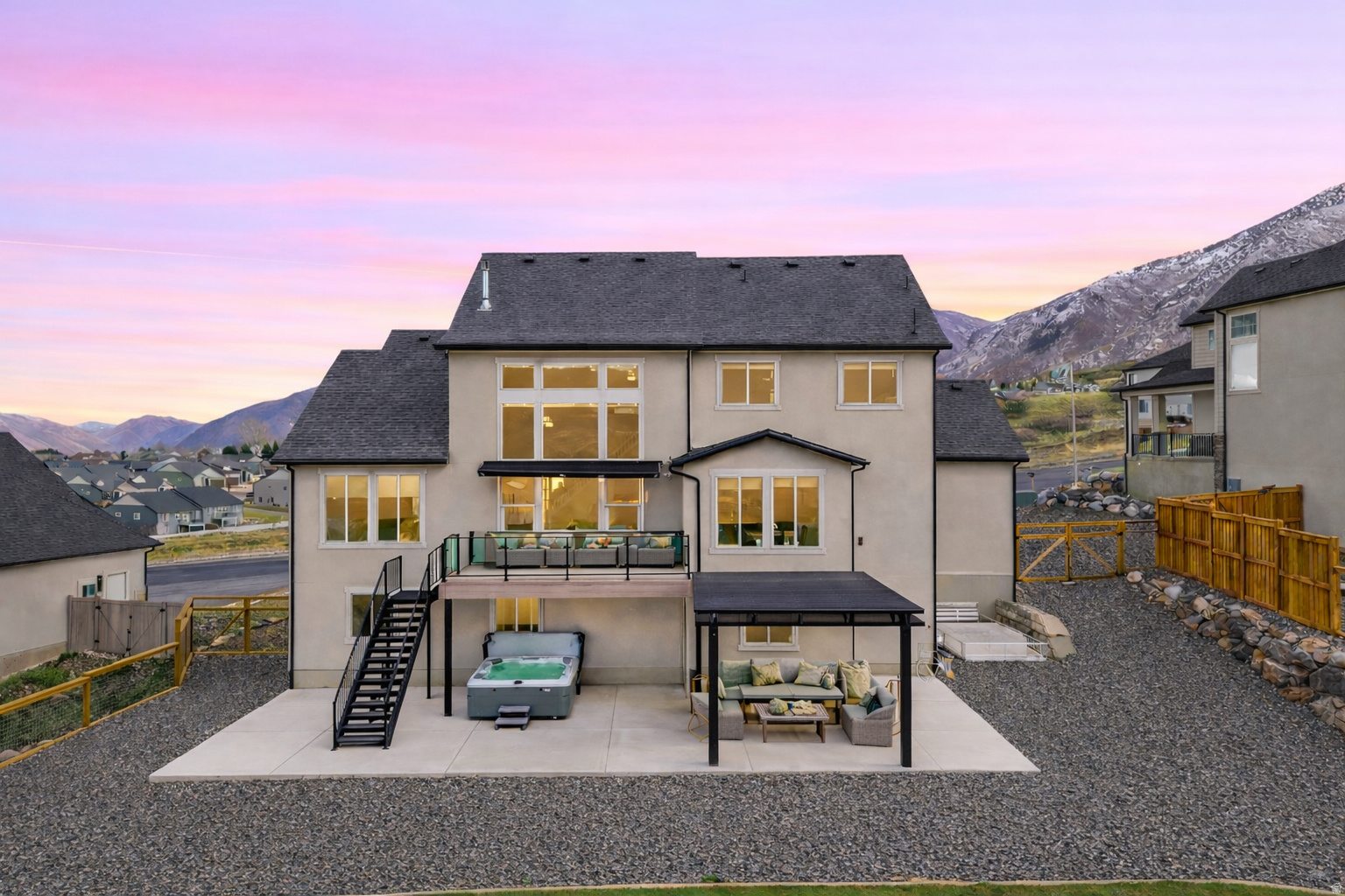main property photo 45