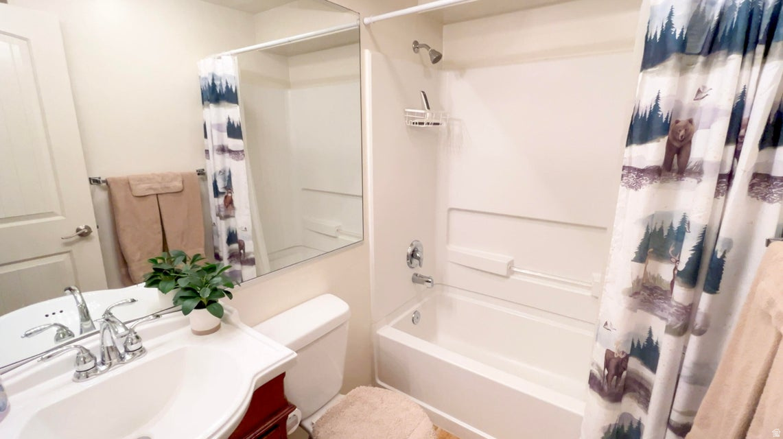 main property photo 47