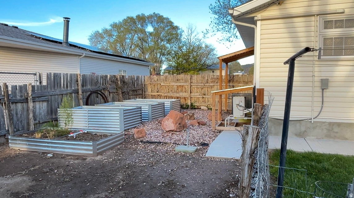 main property photo 66