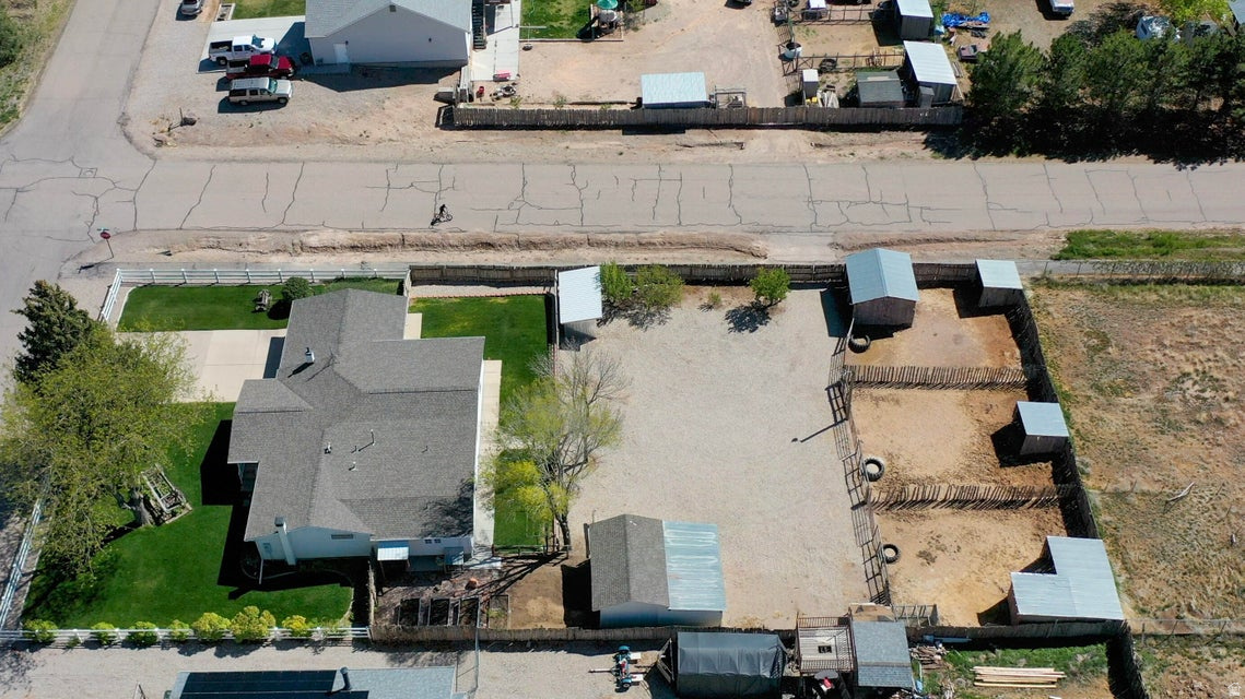 main property photo 70